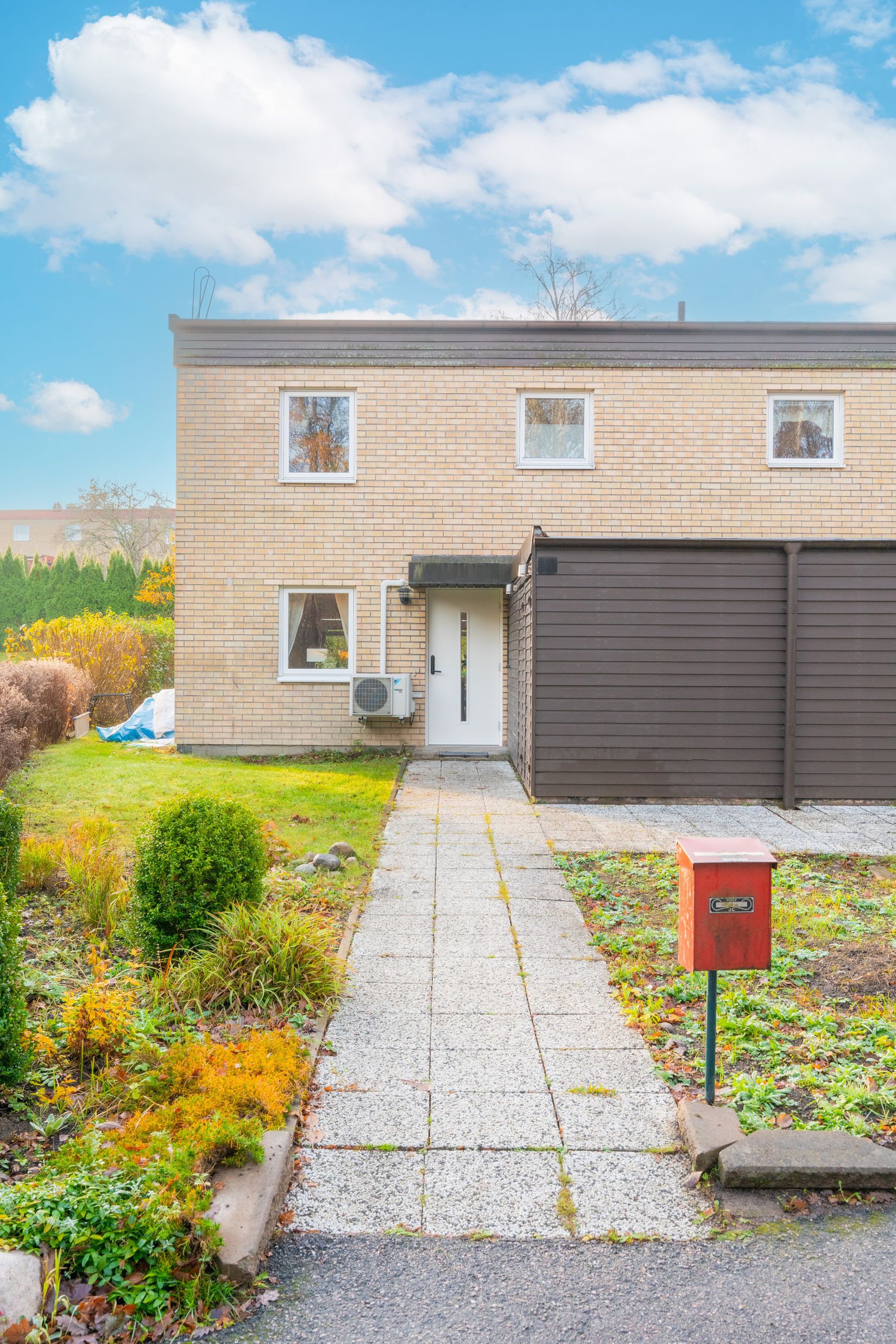 Radhus, Alkvägen 17, Oxelösund