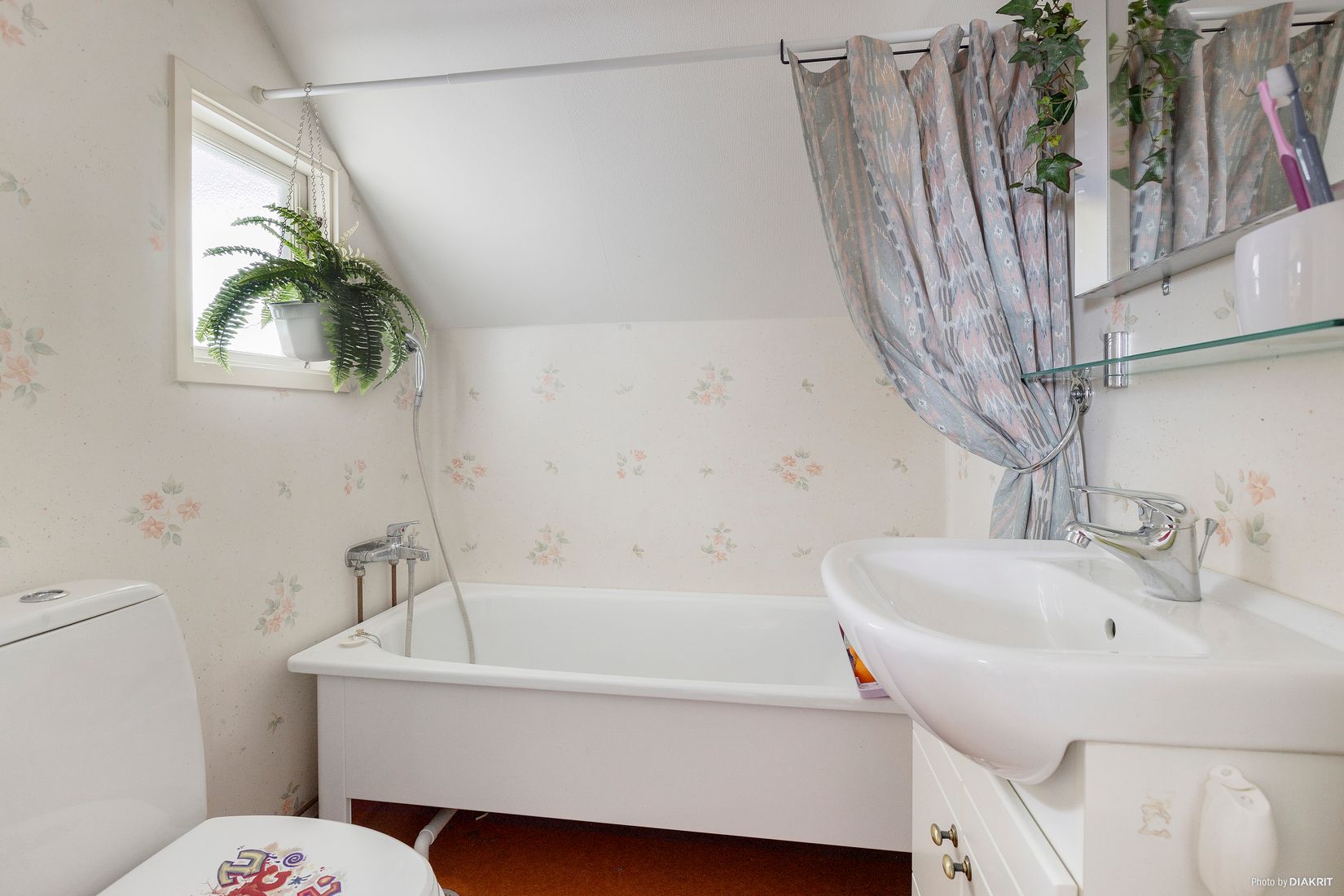 Villa, Bäckvägen 4, Lillån, Örebro