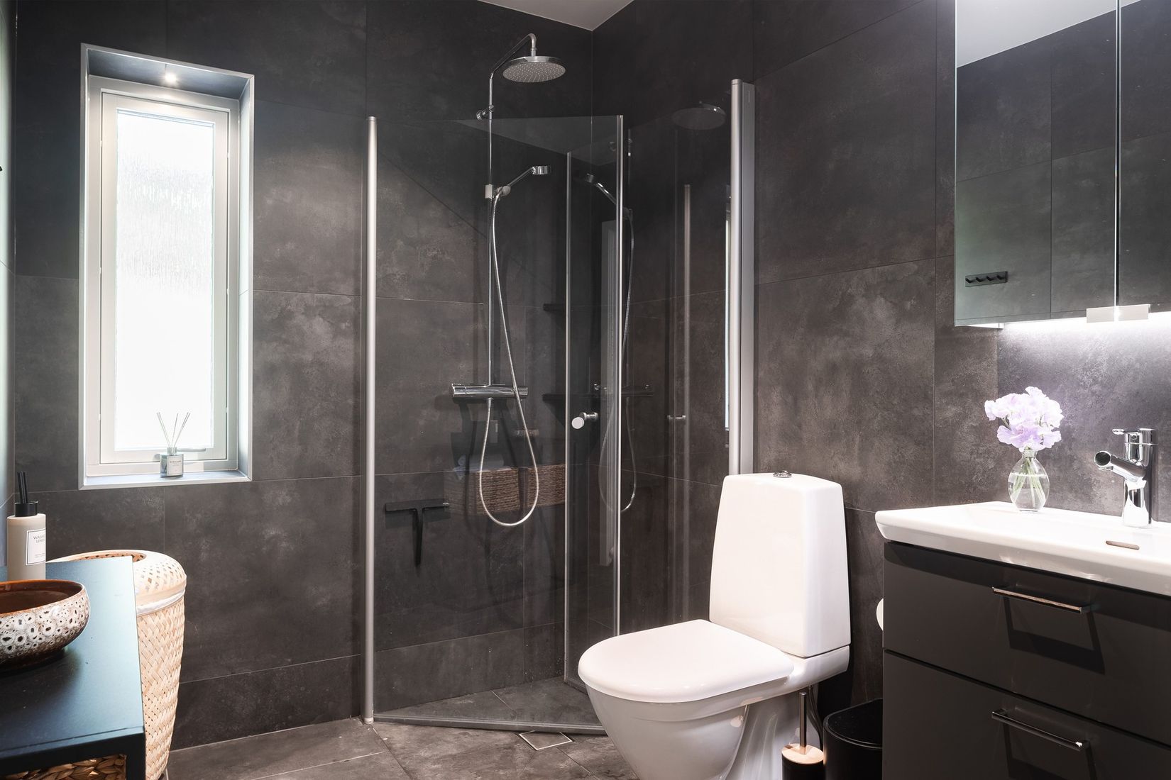 Villa, Åloppe 1:11 (Tomt 1), Bälinge, Uppsala