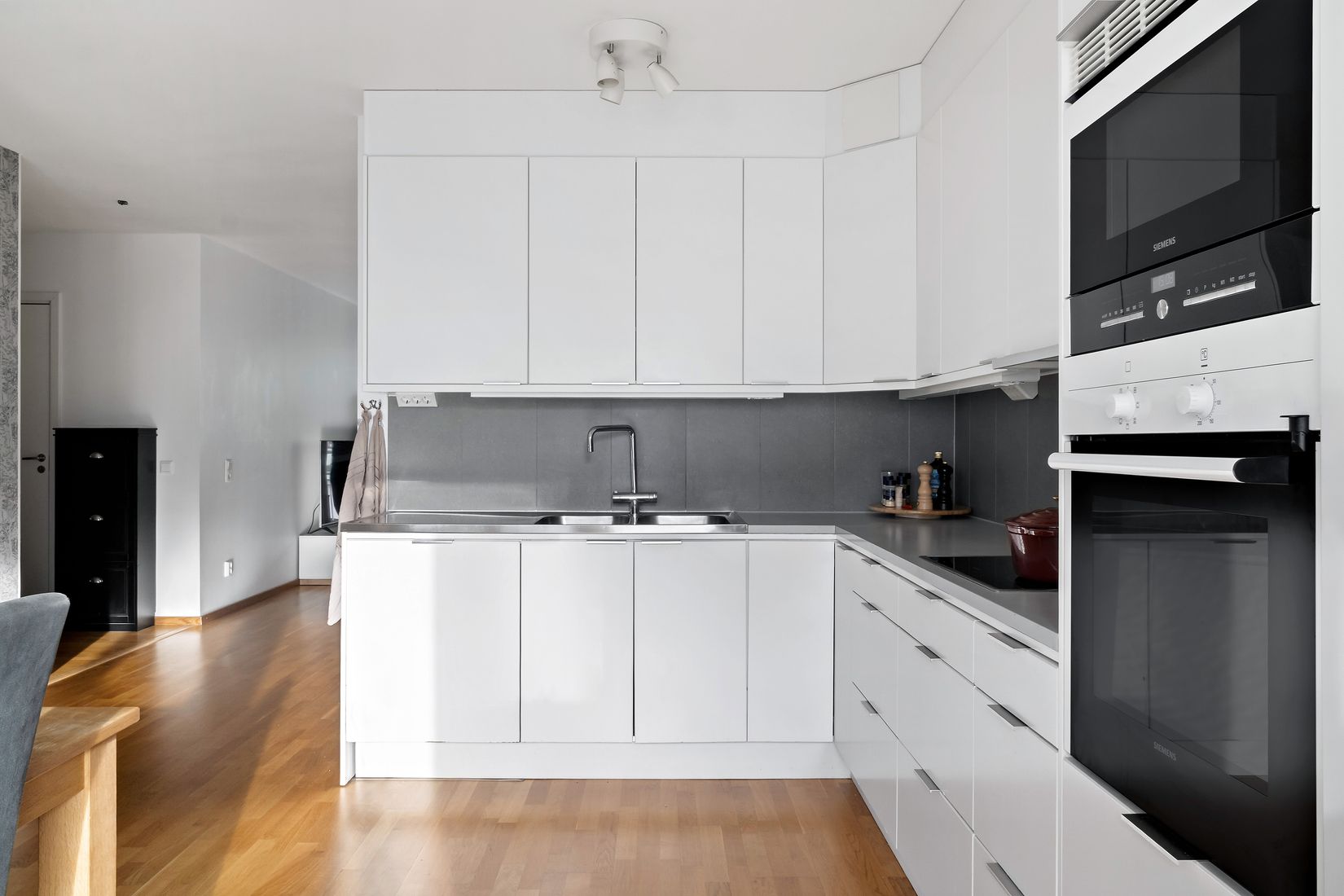 Bostadsrätt, Johan Skyttes väg 380, 1tr, Långbro Park, Stockholm