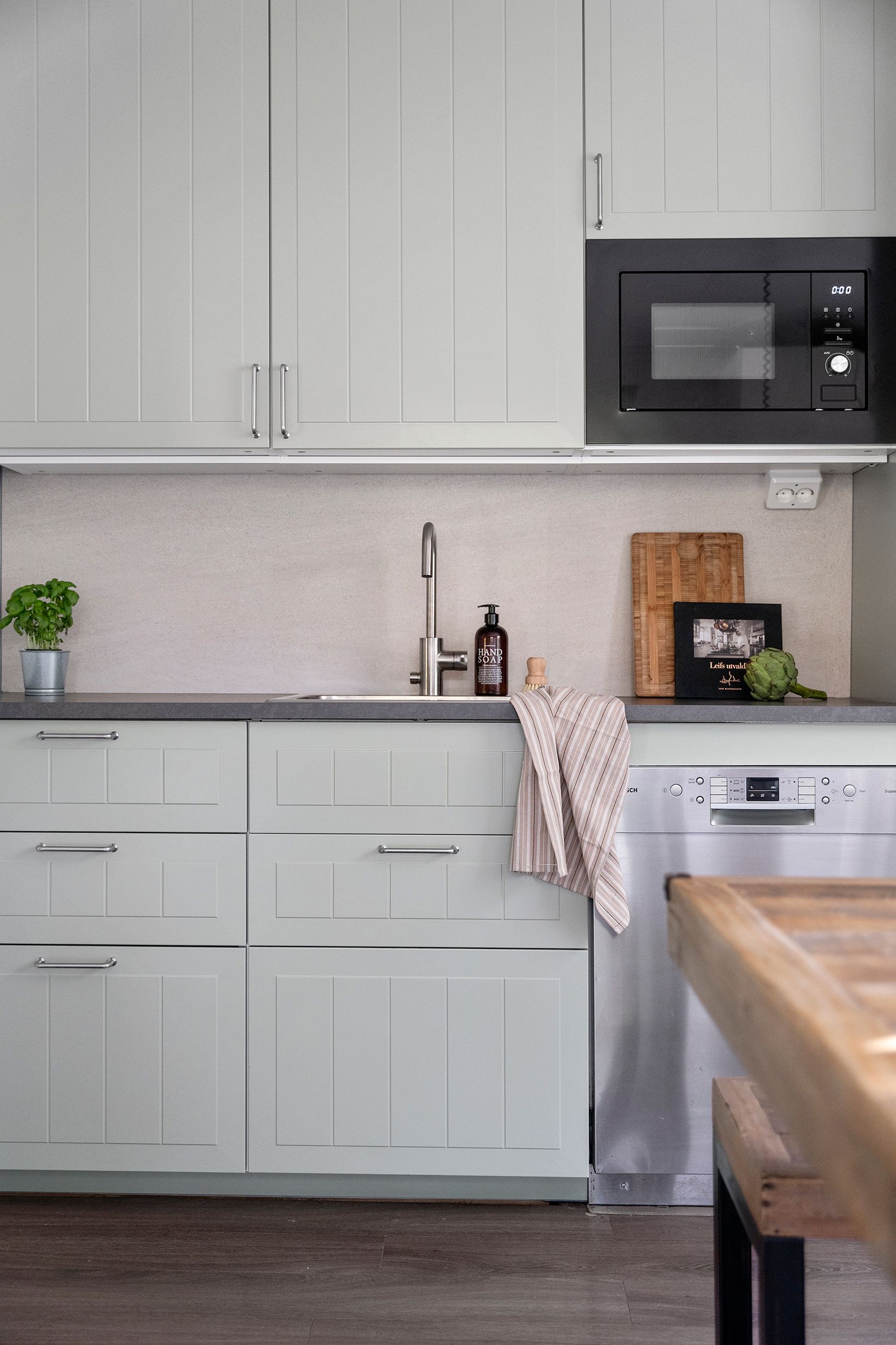 Villa, Radhus, Sjövallavägen 28, Alafors, Ale