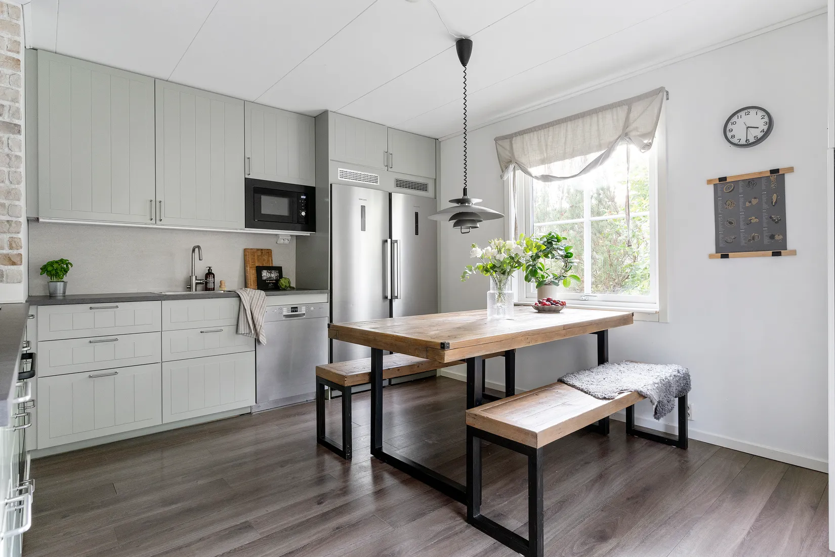 Radhus, Sjövallavägen 28, Alafors, Ale