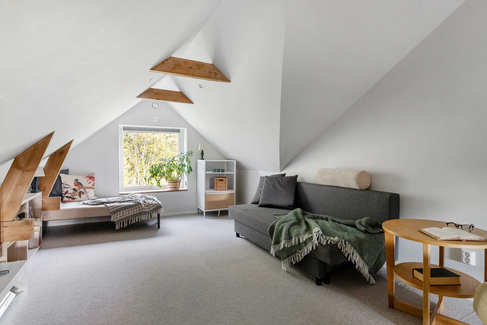 Radhus, Sjövallavägen 28, Alafors, Ale