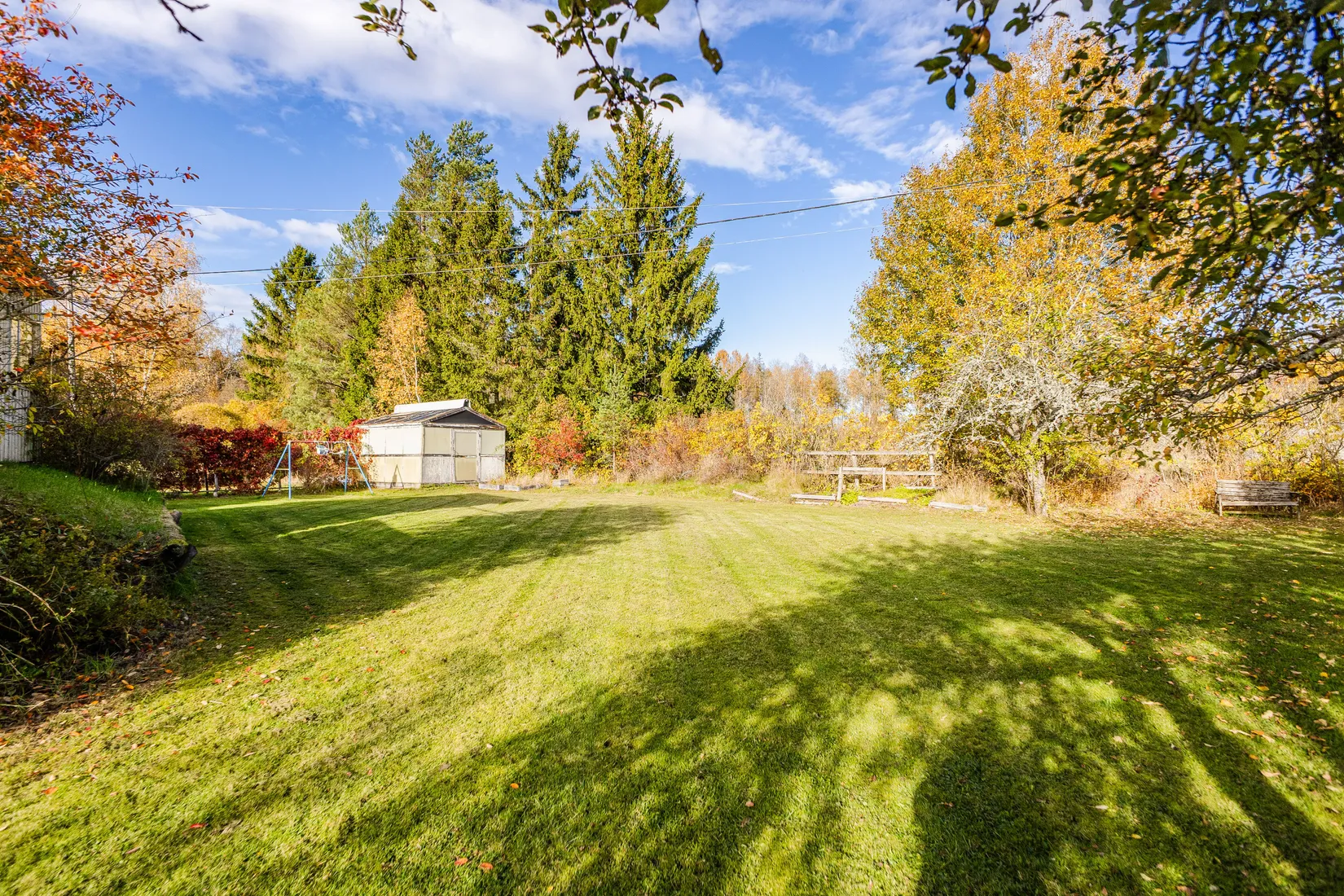 Villa, Gård/Skog, Bred Hamby 1, Enköping