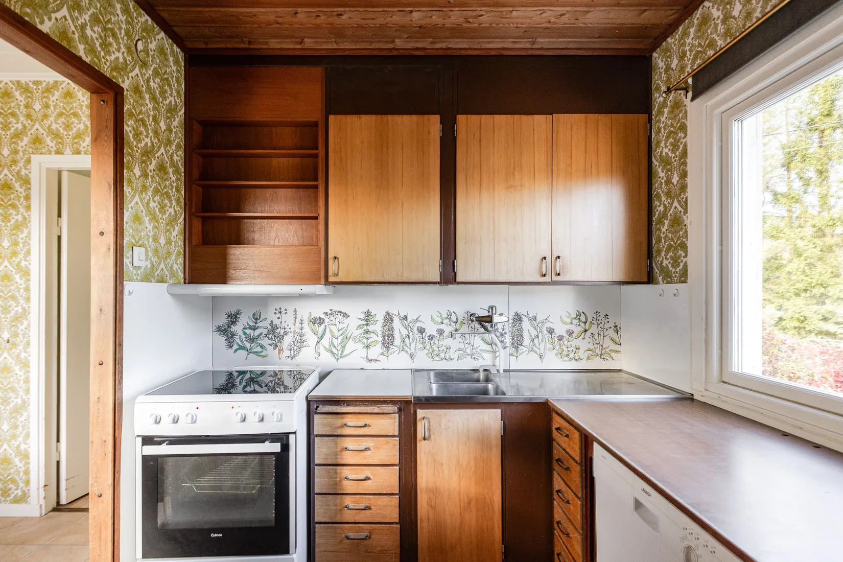 Villa, Gård/Skog, Bred Hamby 1, Enköping