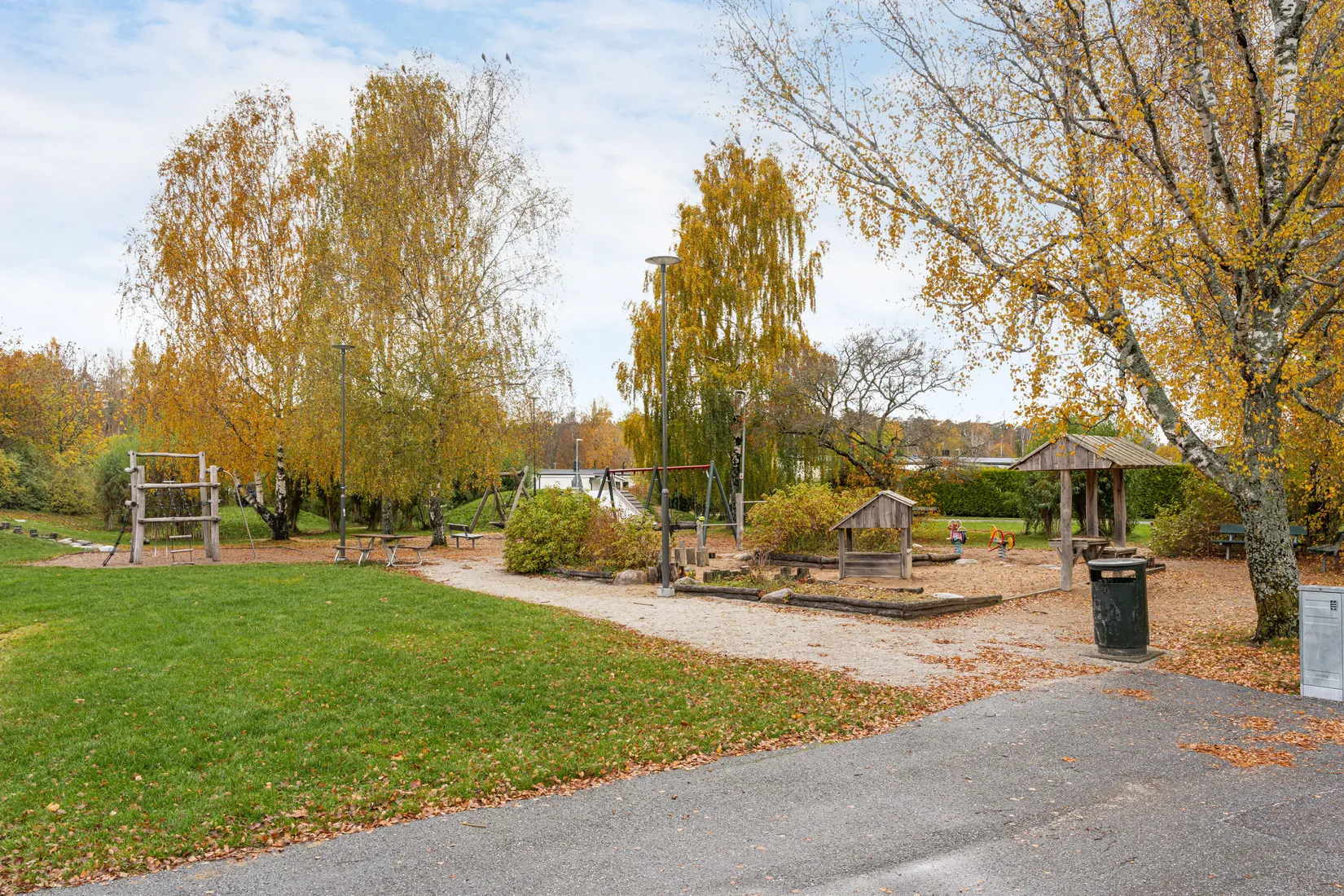 Villa, Radhus, Gökstigen 5, Västra Oxhagen, Örebro