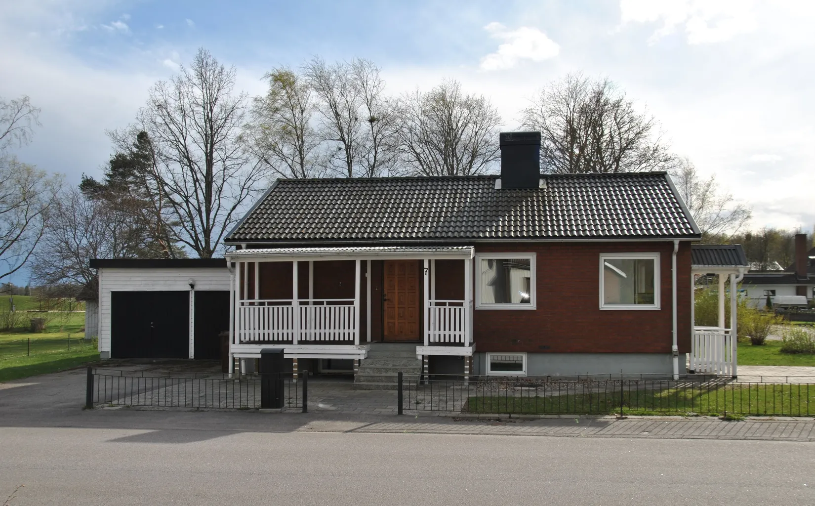Villa, Trädgårdsgatan 7, Mellerud