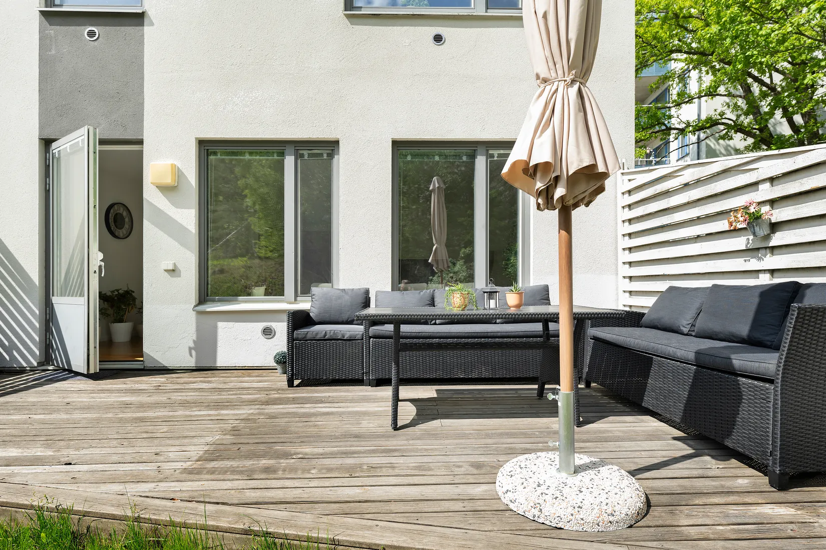 Radhus, Rågsvedsvägen 99, Rågsved, Stockholm