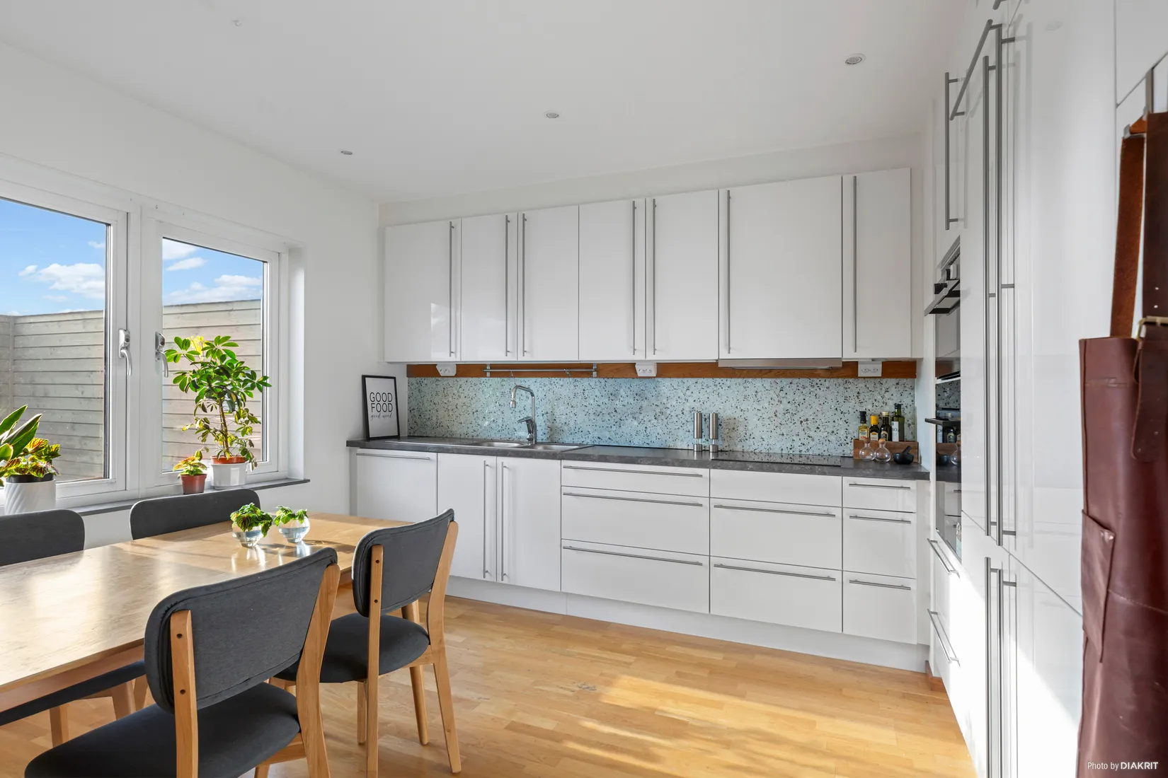 Villa, Radhus, Prostgränd 4, Barkarby, Järfälla
