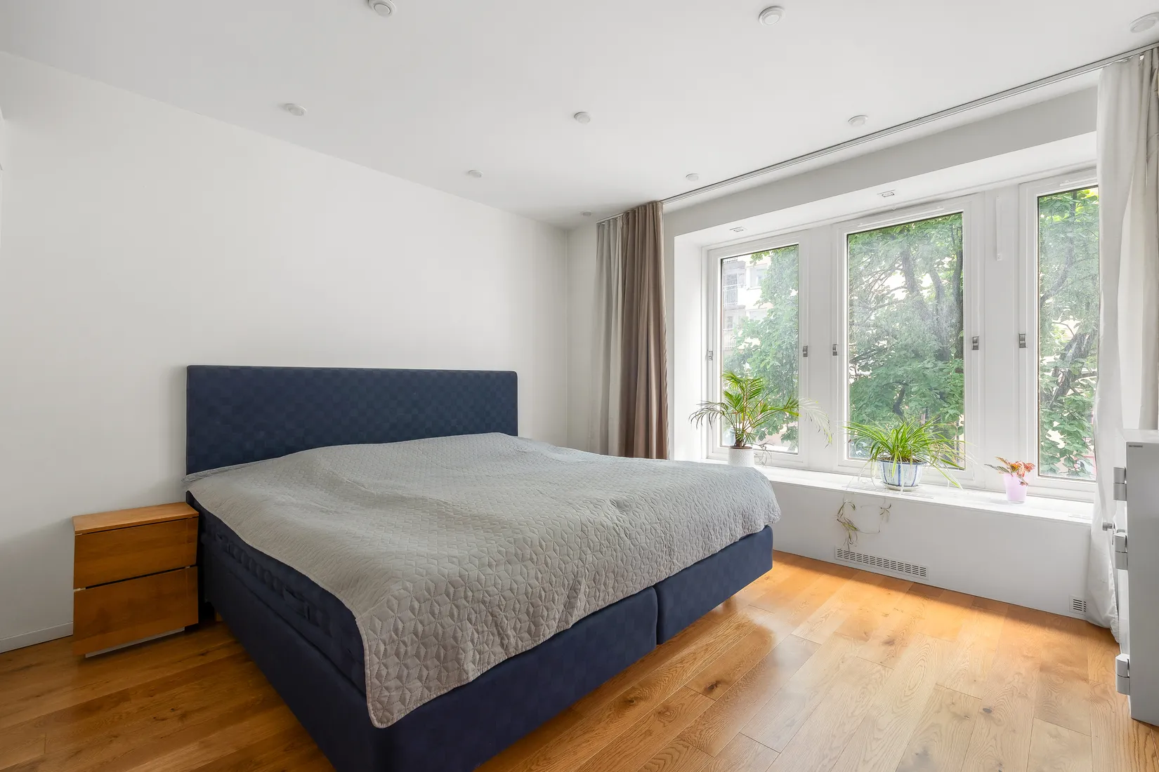 Bostadsrätt, Tulegatan 49, En innerstadsoas med internationell elegans!,  Stockholm - Vasastan/Norrmalm, Stockholm