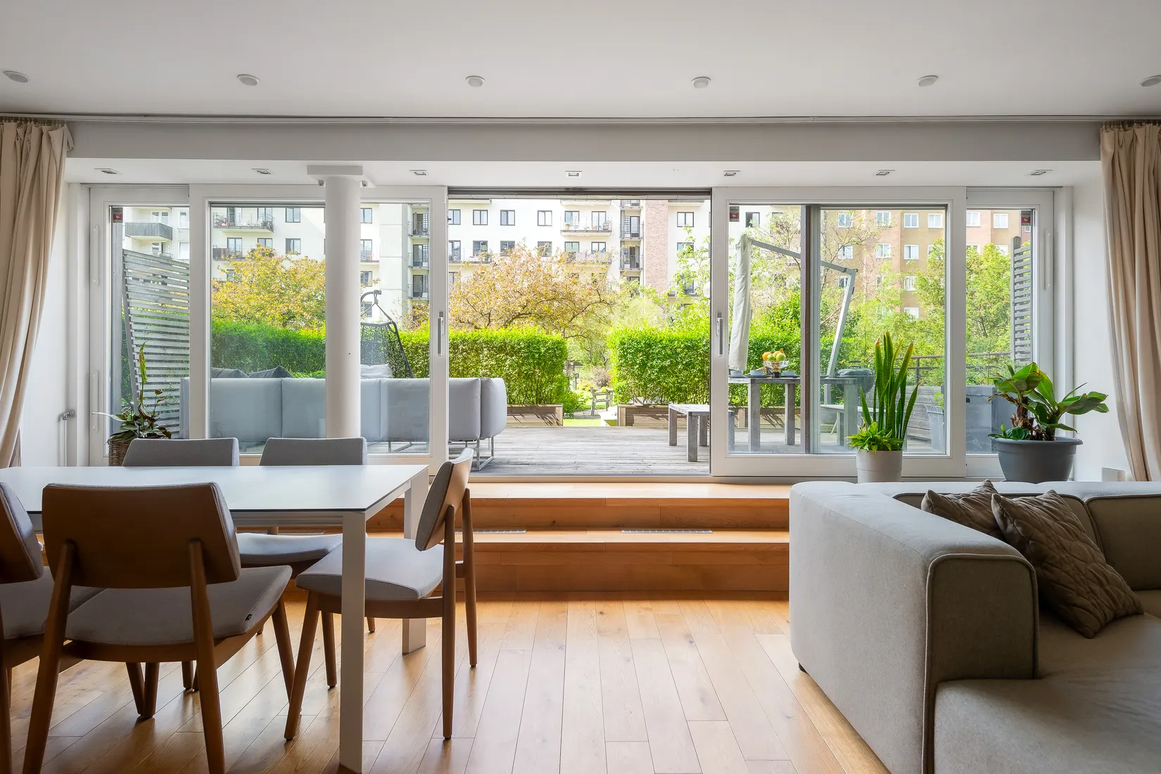 Bostadsrätt, Tulegatan 49, En innerstadsoas med internationell elegans!, Vasastan - Sibirien, Stockholm