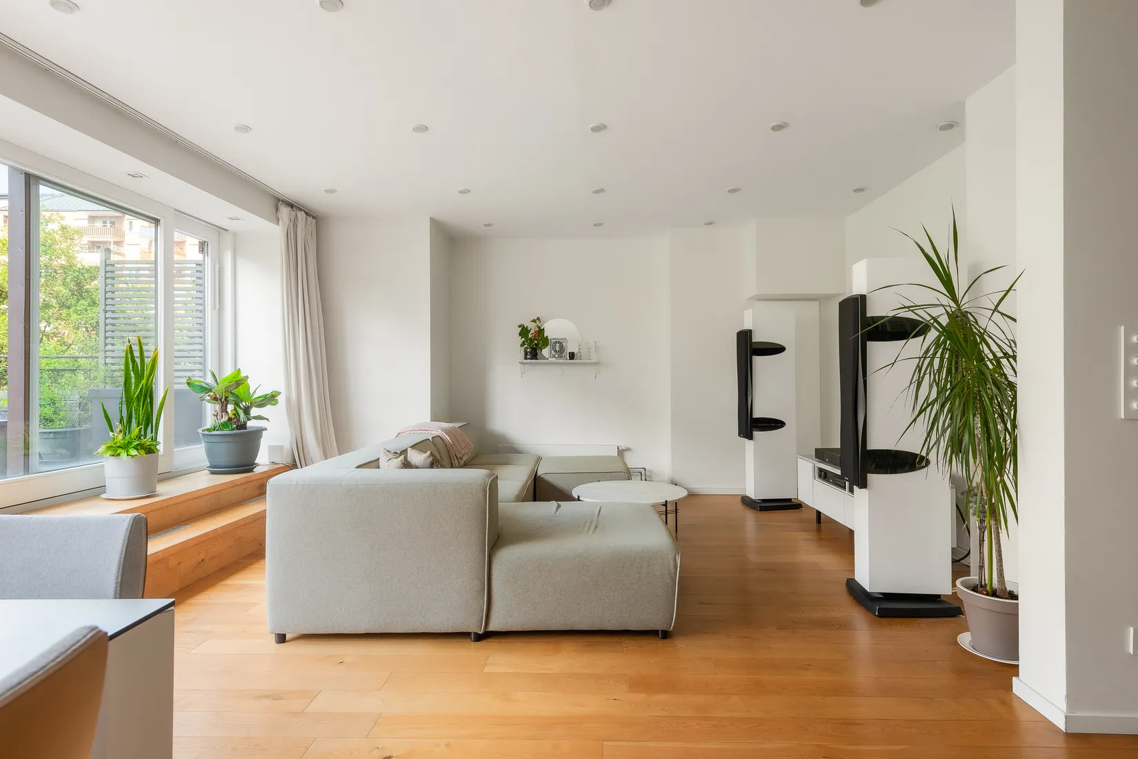 Bostadsrätt, Tulegatan 49, En innerstadsoas med internationell elegans!, Vasastan - Sibirien, Stockholm