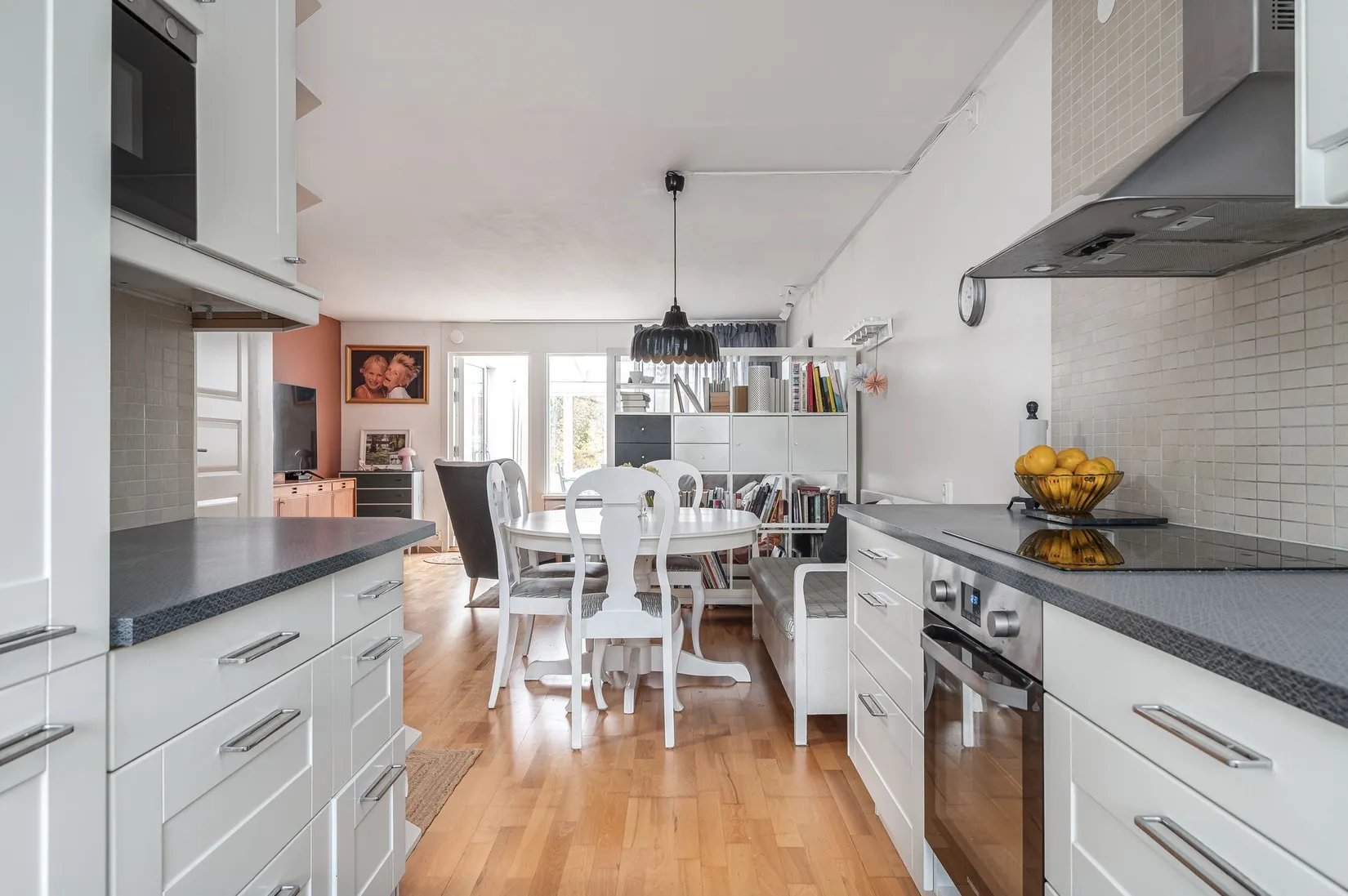 Radhus, Storhultsvägen 26, Norrköping