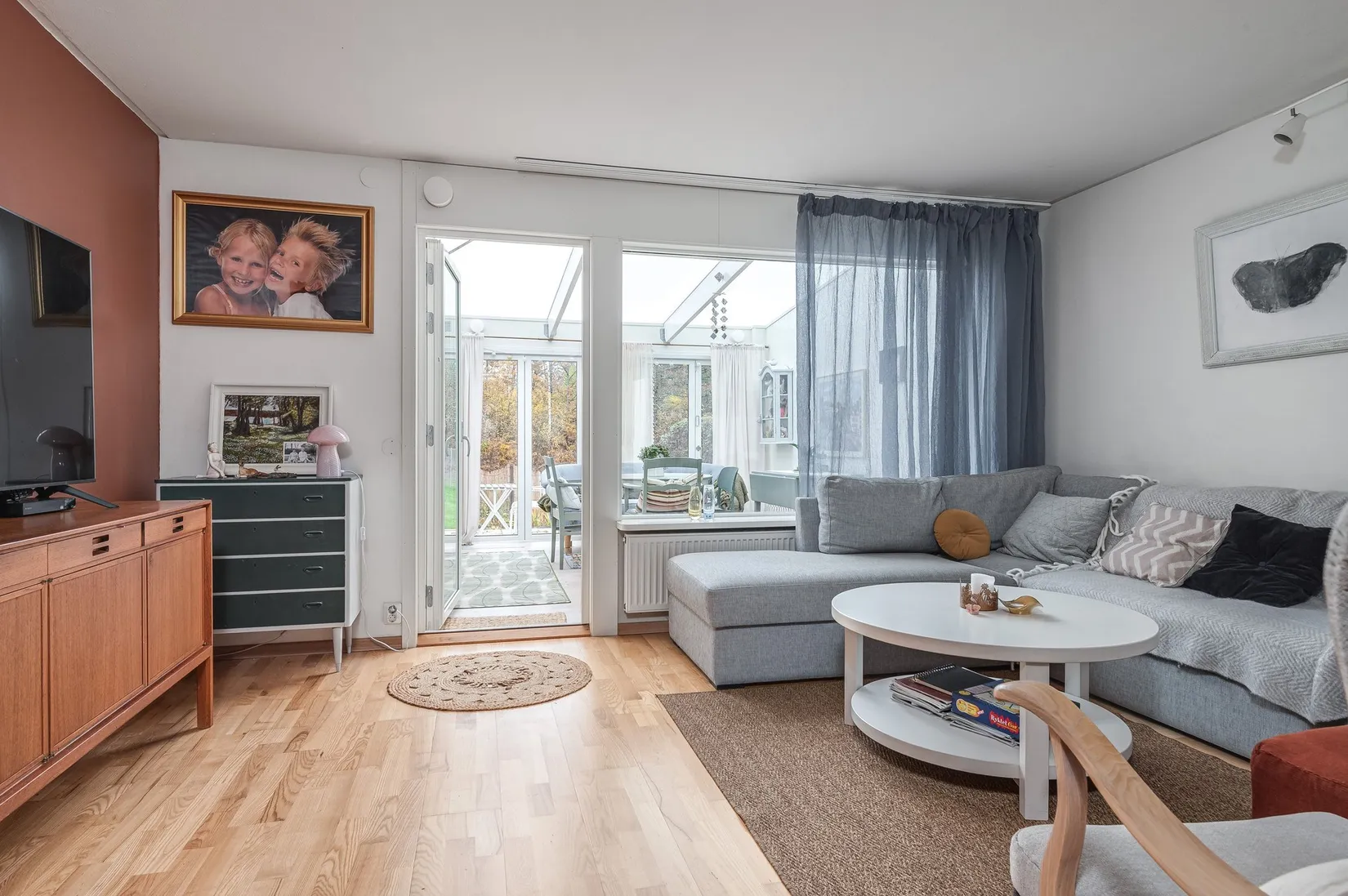 Radhus, Storhultsvägen 26, Norrköping