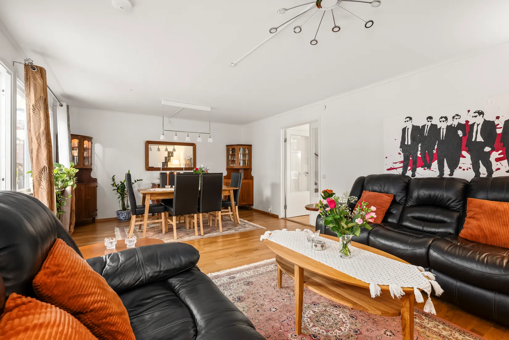 Villa, Radhus, Elsbyvägen 70, Nälsta, Stockholm