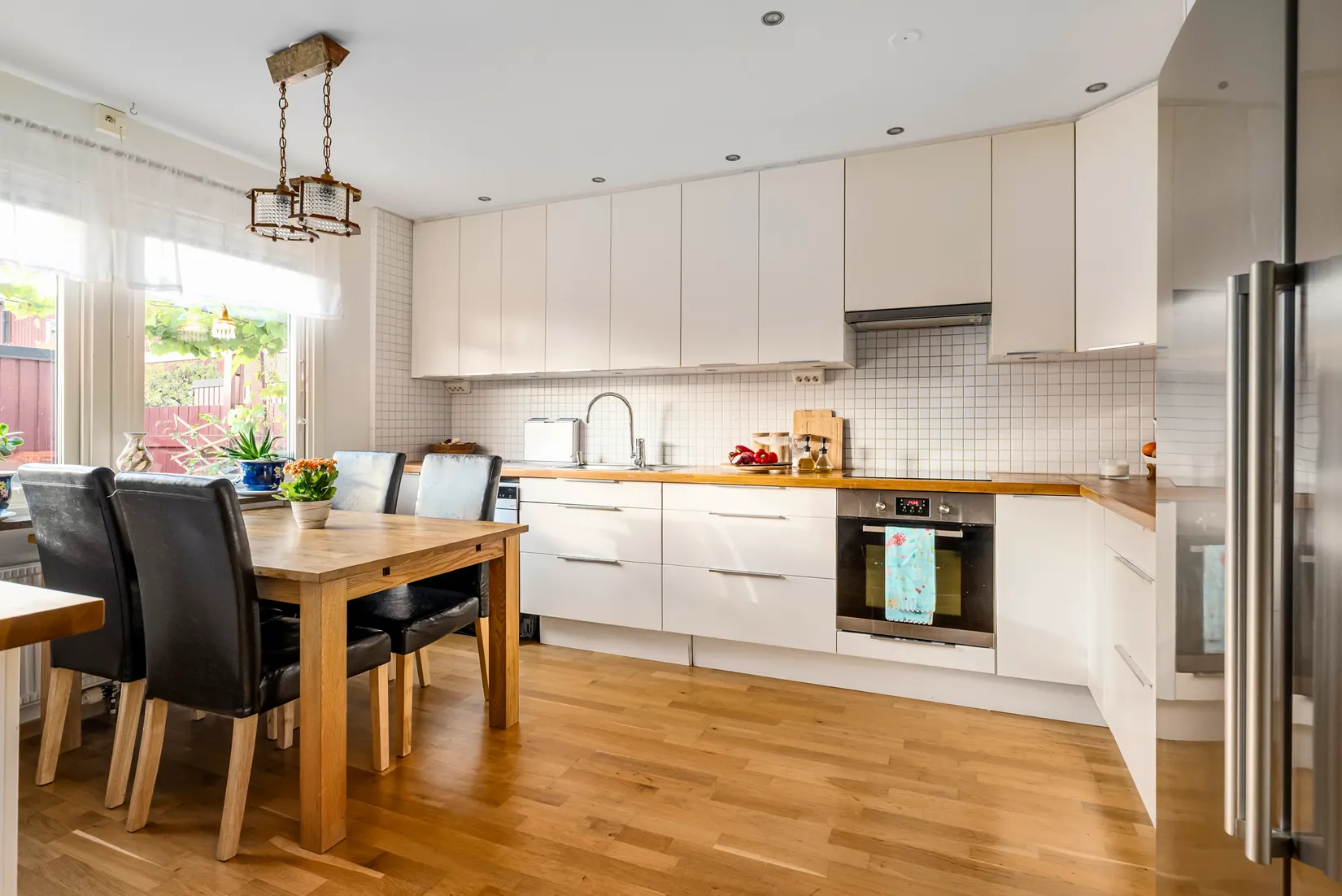 Villa, Radhus, Elsbyvägen 70, Nälsta, Stockholm