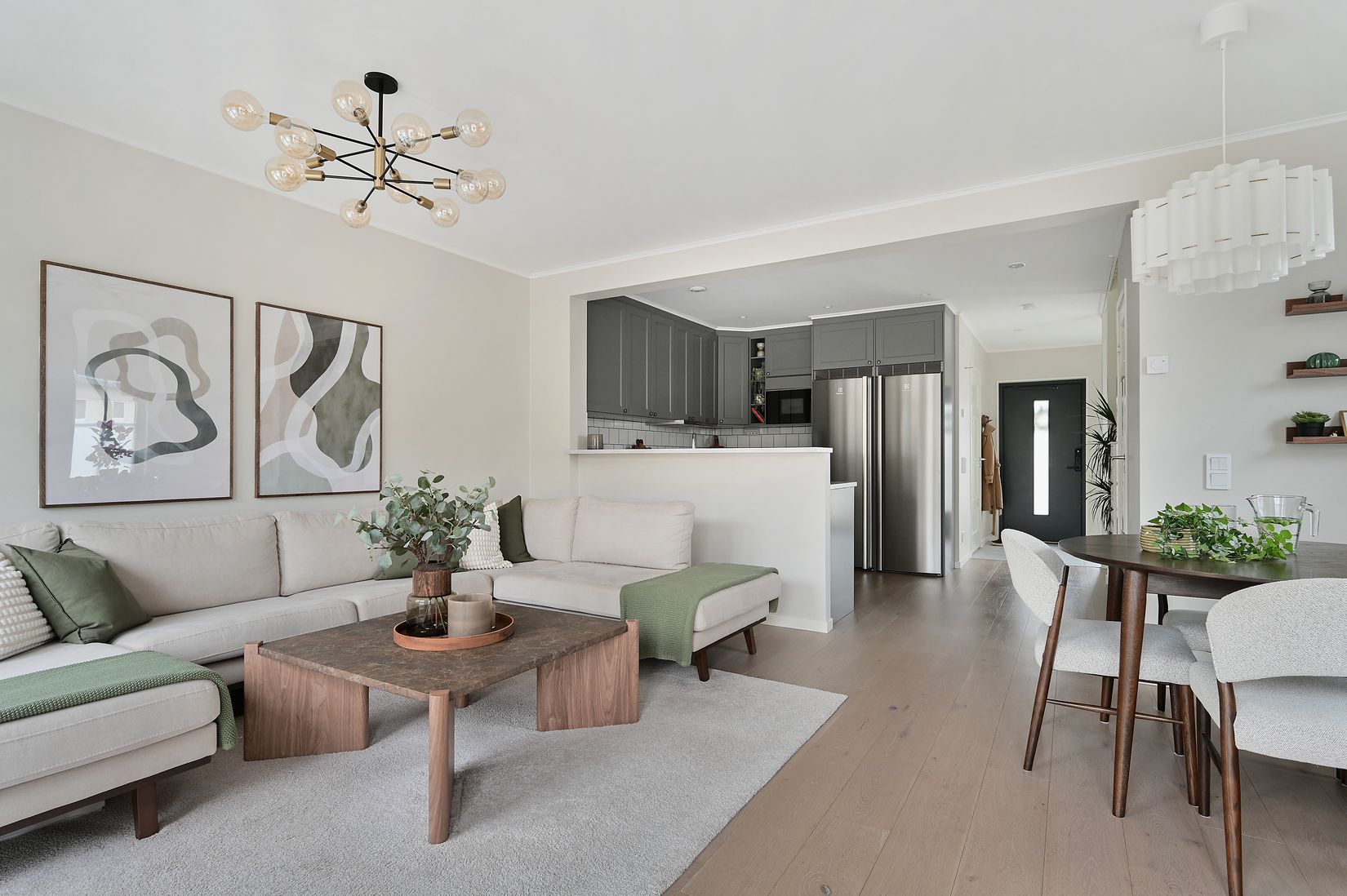 Bostadsrätt, Radhus, Friggaslingan 23, Ormbacka, Järfälla