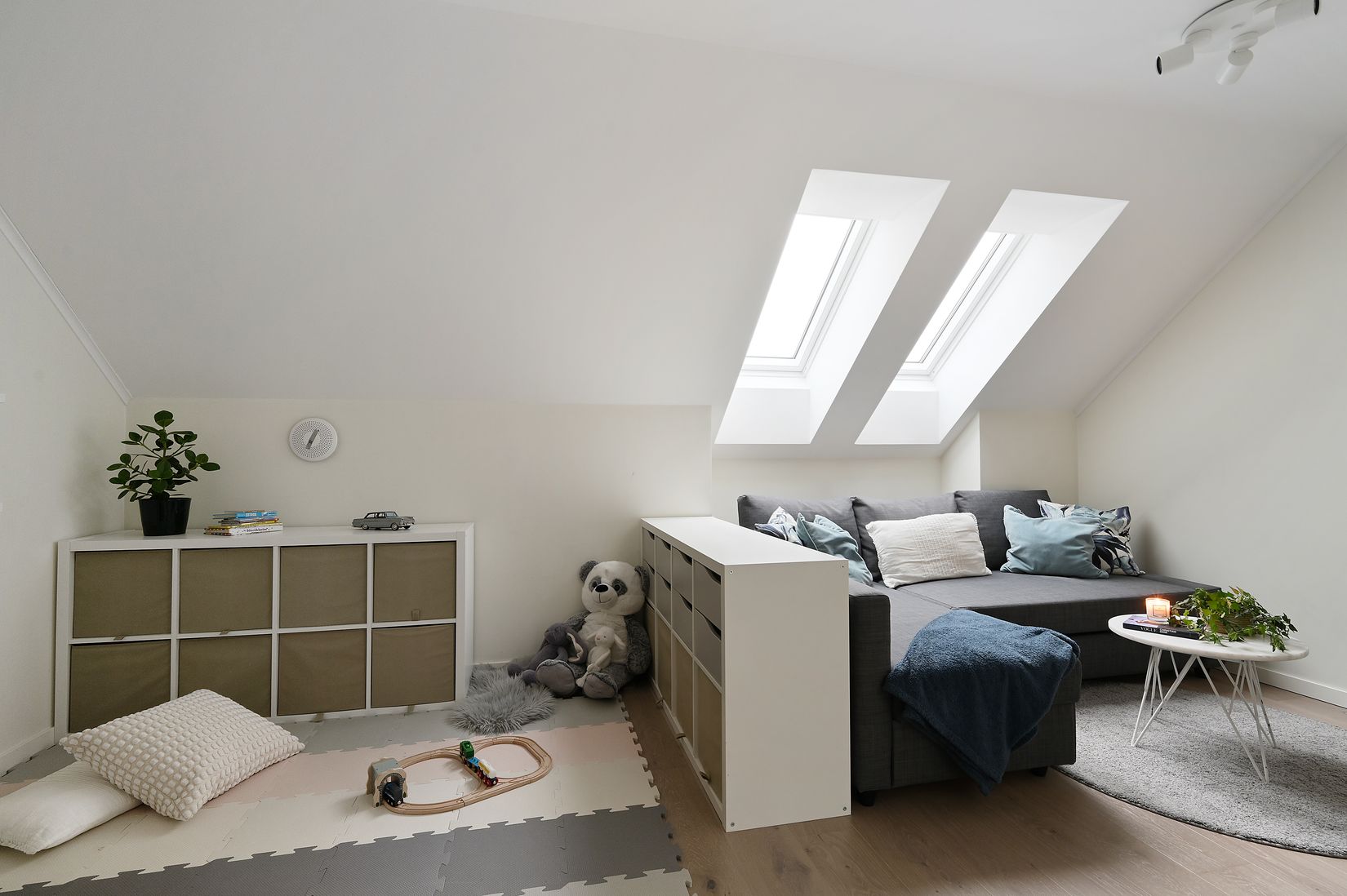 Bostadsrätt, Radhus, Friggaslingan 23, Ormbacka, Järfälla