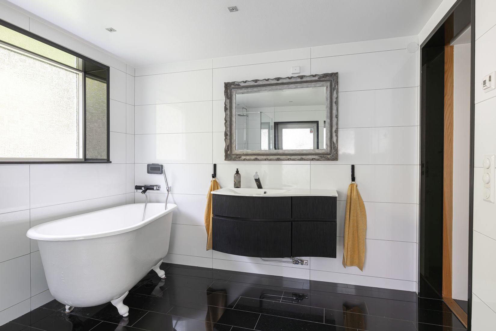 Villa, Sandavägen 37, Odenslunda, Upplands Väsby