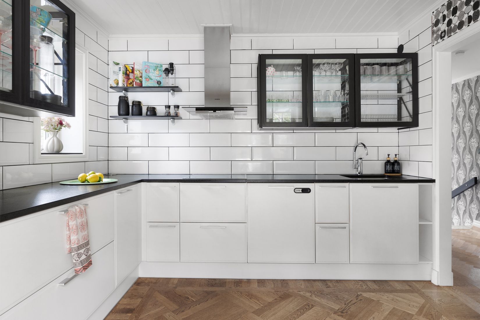 Villa, Sandavägen 37, Odenslunda, Upplands Väsby