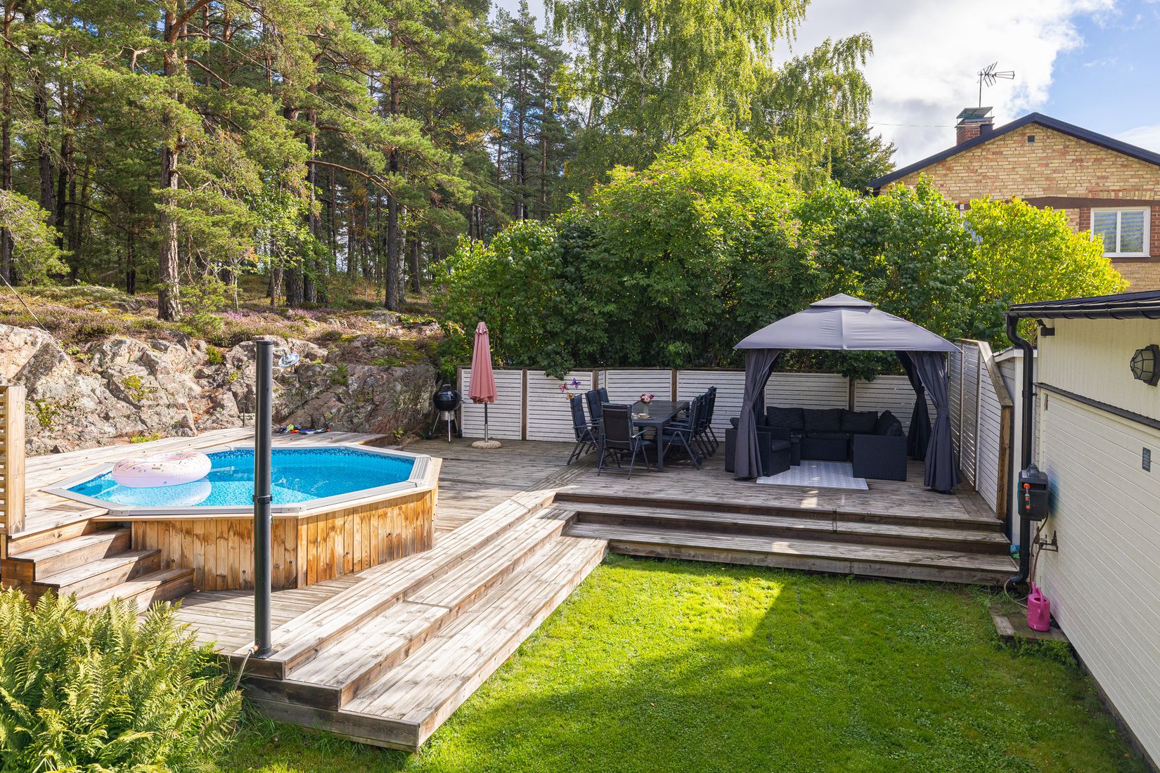 Villa, Sandavägen 37, Odenslunda, Upplands Väsby