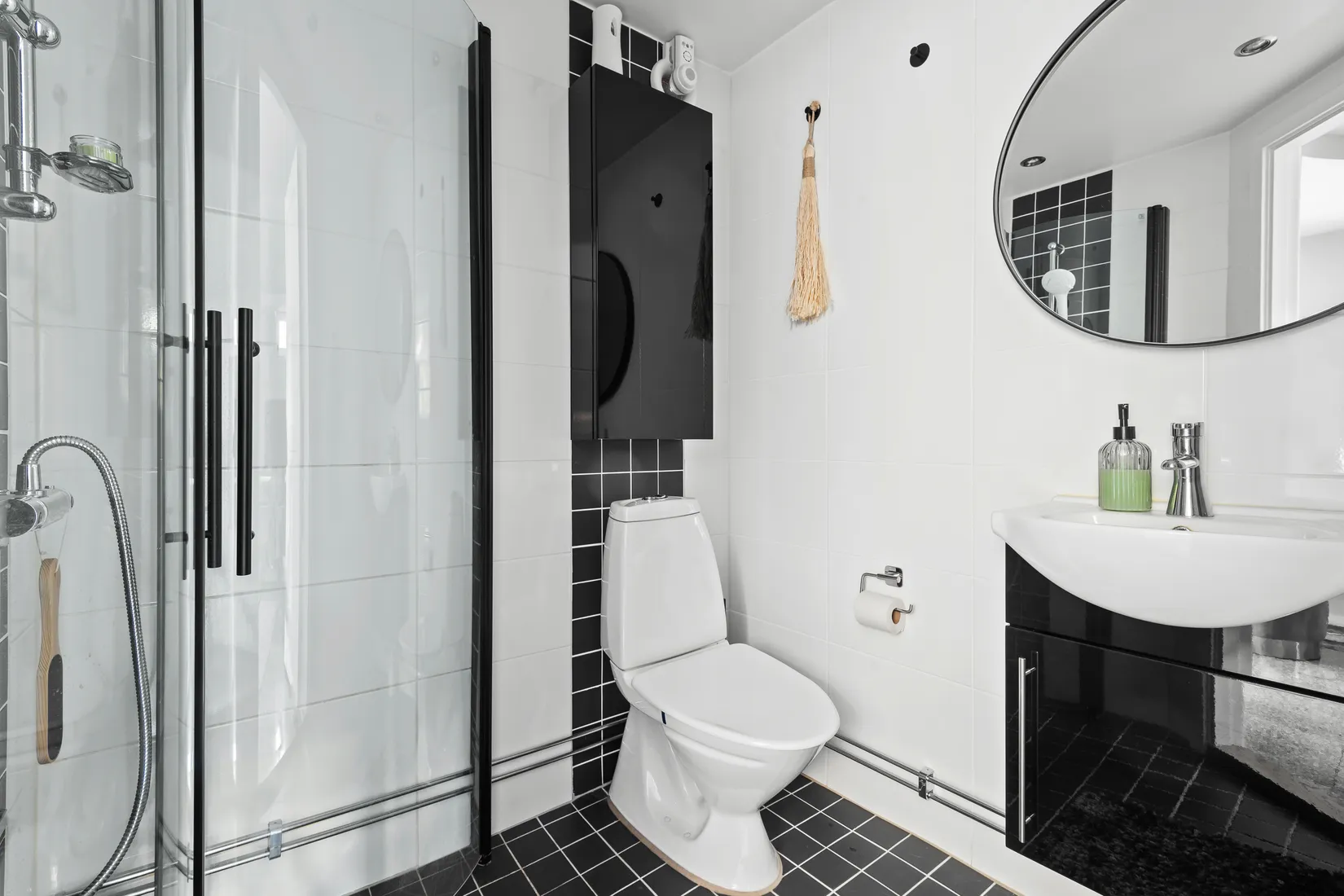 Villa, Toppvägen 66, Västra Jakobsberg, Järfälla