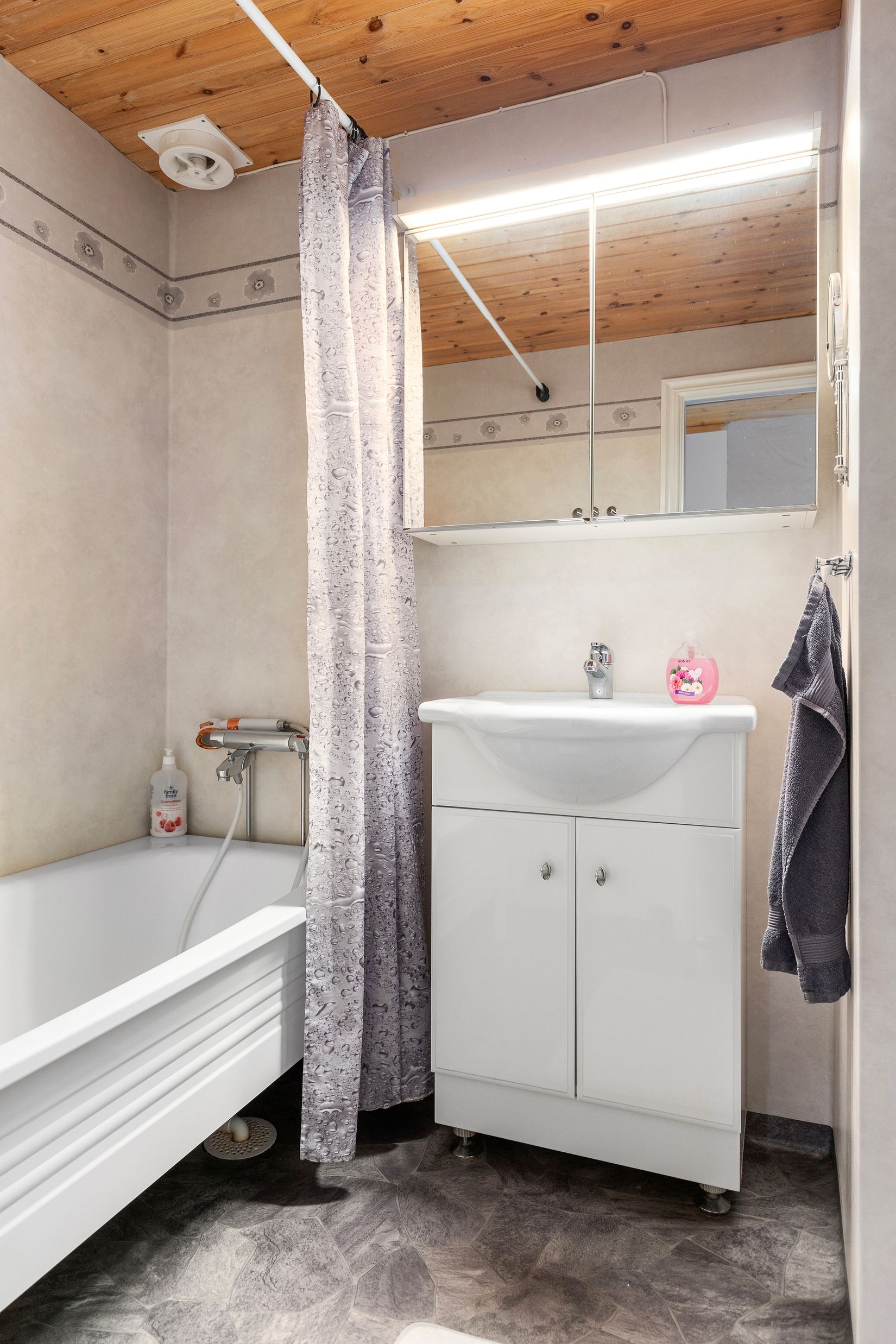 Villa, Trädgårdsgatan 11, Glimåkra, Östra Göinge