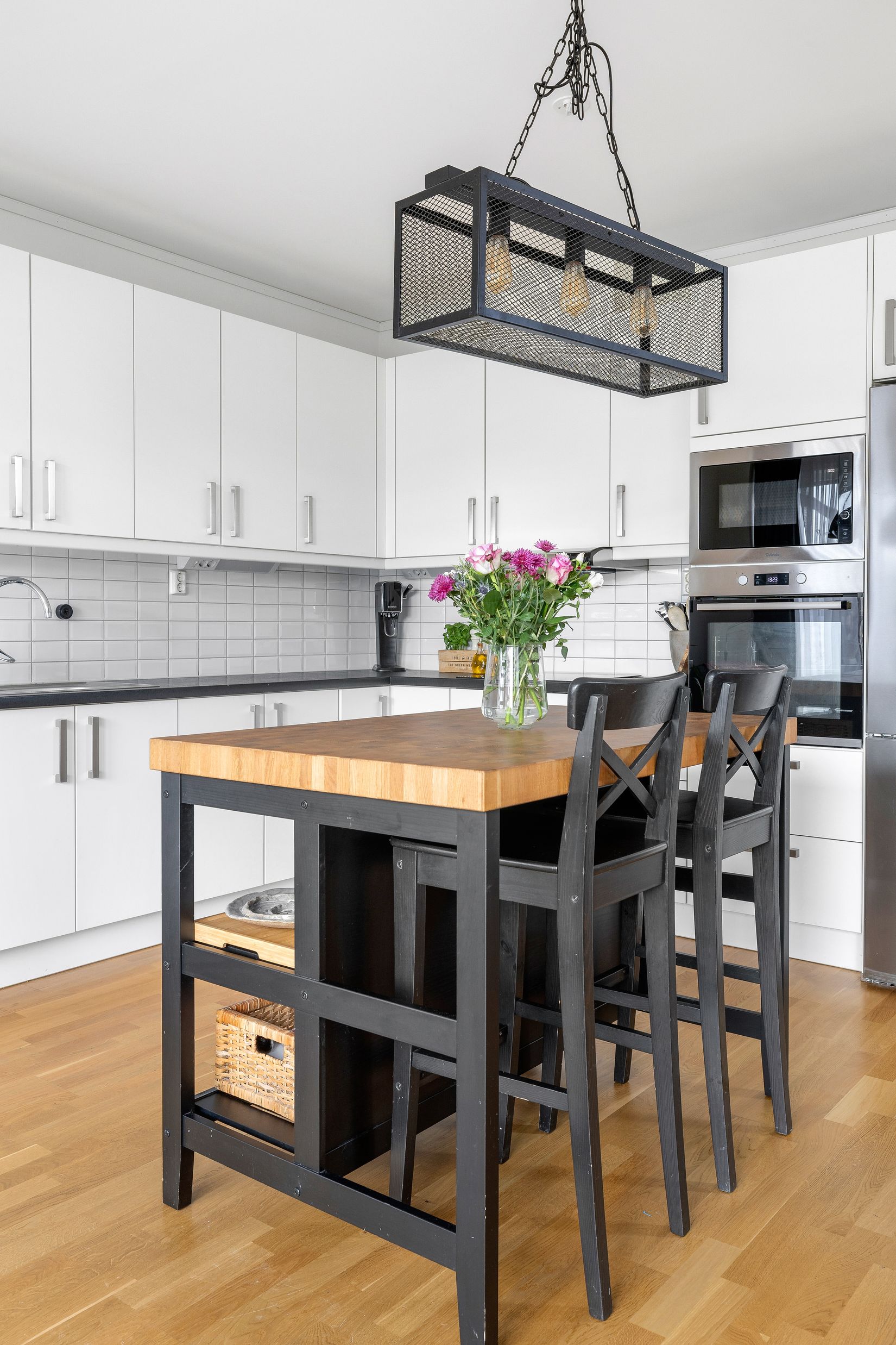 Bostadsrätt, Radhus, Lupinvägen 32, Bålsta Viby Äng, Håbo