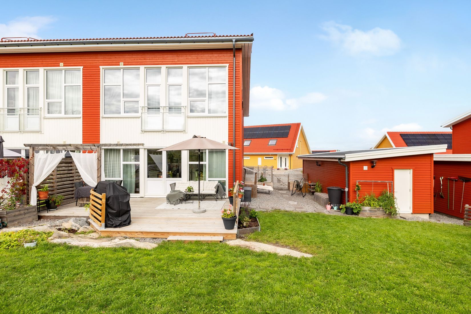 Bostadsrätt, Radhus, Lupinvägen 32, Bålsta Viby Äng, Håbo