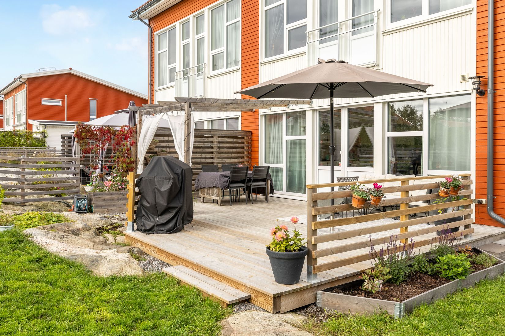 Bostadsrätt, Radhus, Lupinvägen 32, Bålsta Viby Äng, Håbo