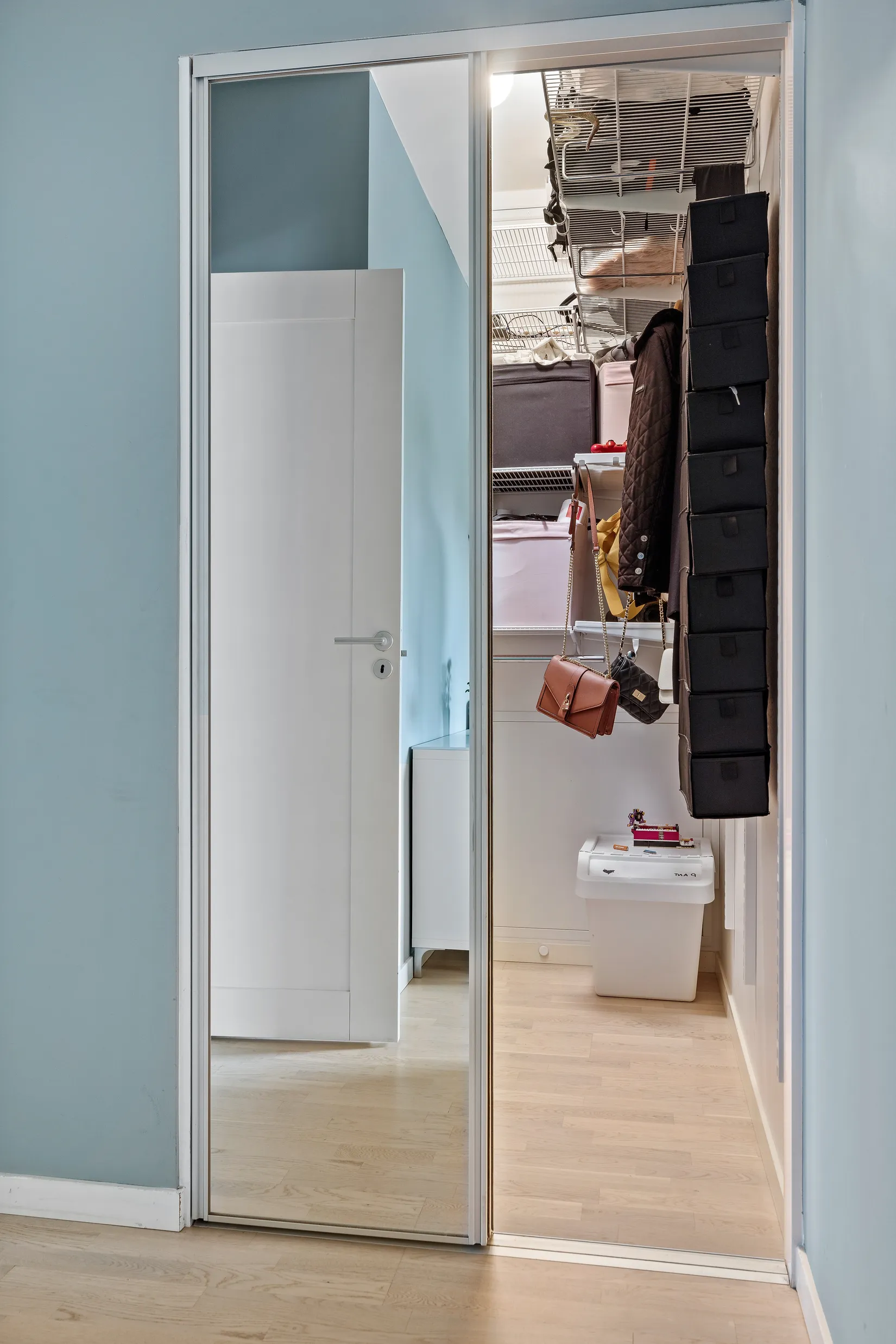 Villa, Klövervägen 3, Bålsta Viby Äng, Håbo