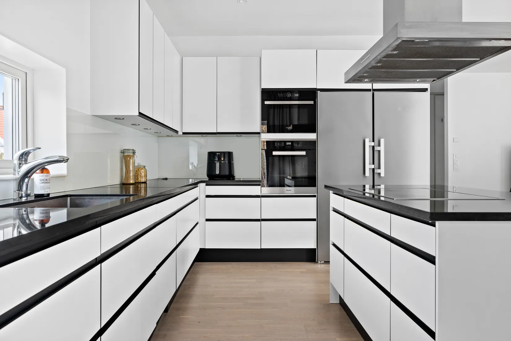 Villa, Klövervägen 3, Bålsta Viby Äng, Håbo