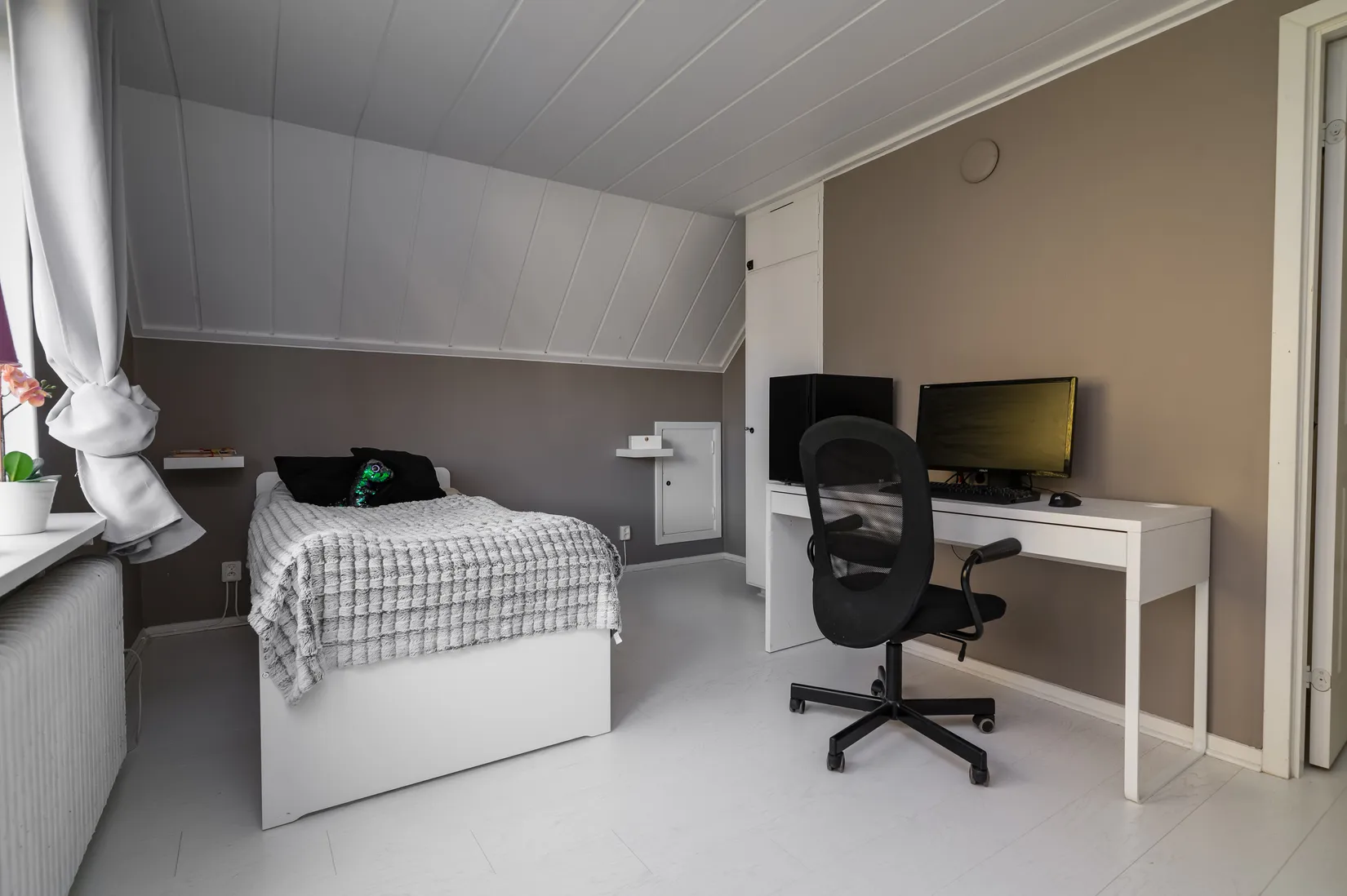 Villa, Fjärde Tvärgatan 1, Örebro