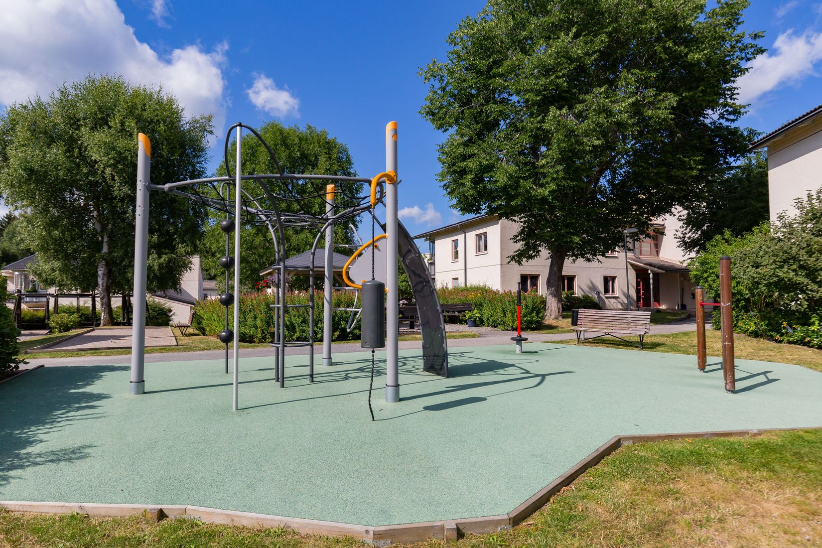 Bostadsrätt, Radhus, Britas gränd 39, Fullersta, Huddinge