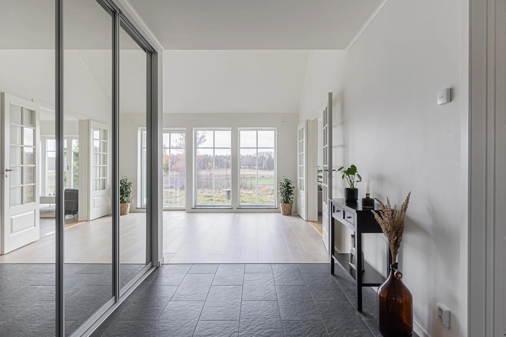 Villa, Ängesta skogsgläntan 2, Västerås