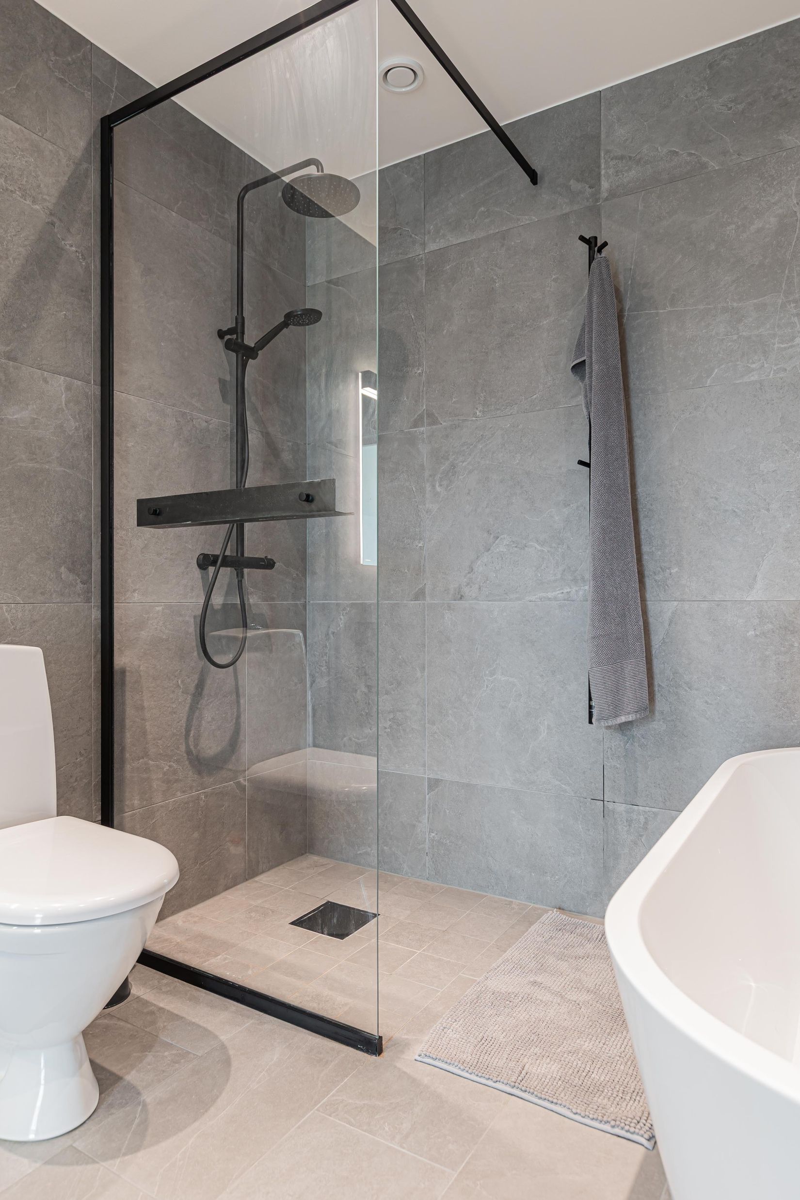 Villa, Ängesta skogsgläntan 2, Västerås