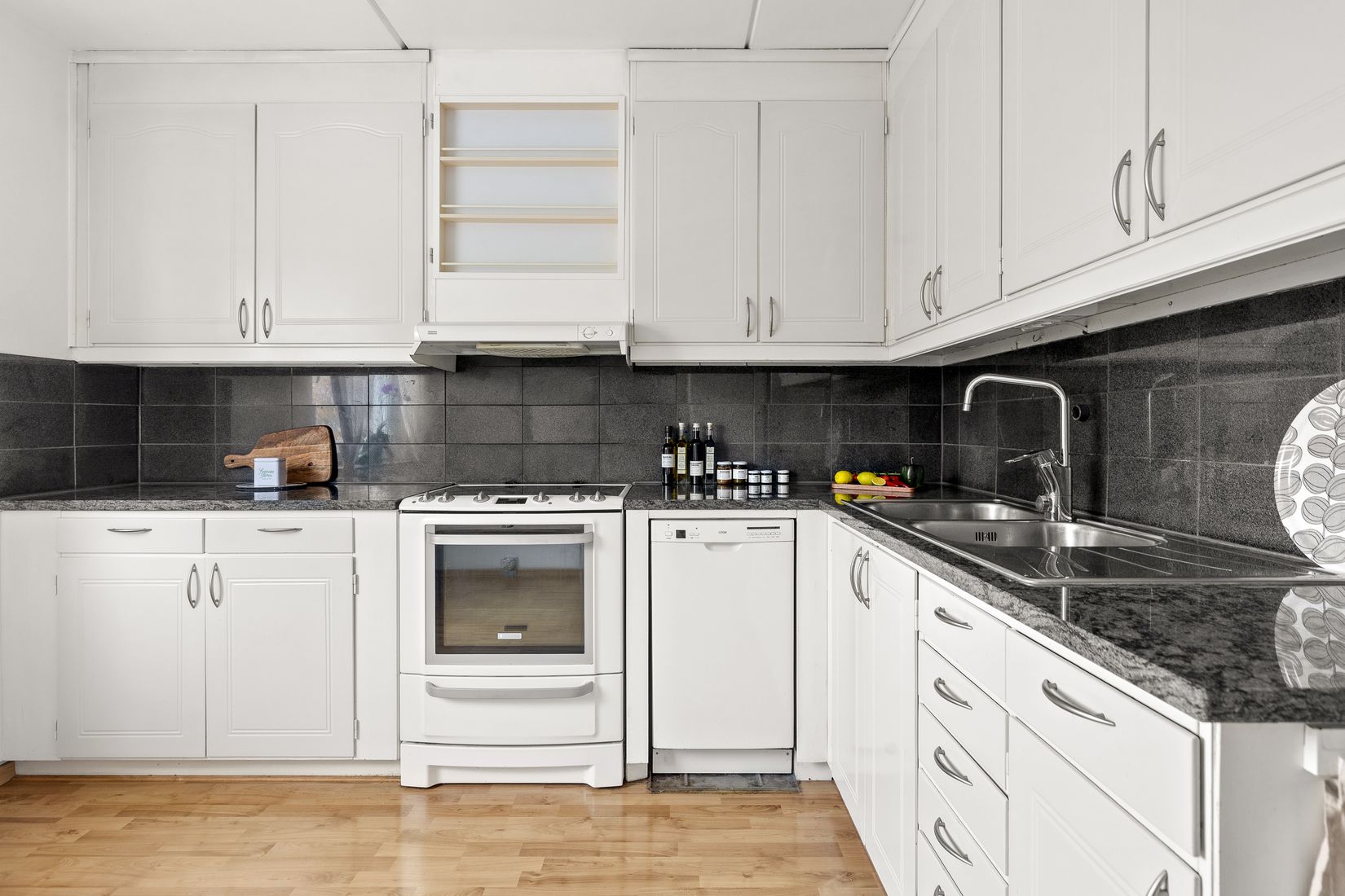 Bostadsrätt, Tegvägen 34, 1tr, Viksjö, Järfälla