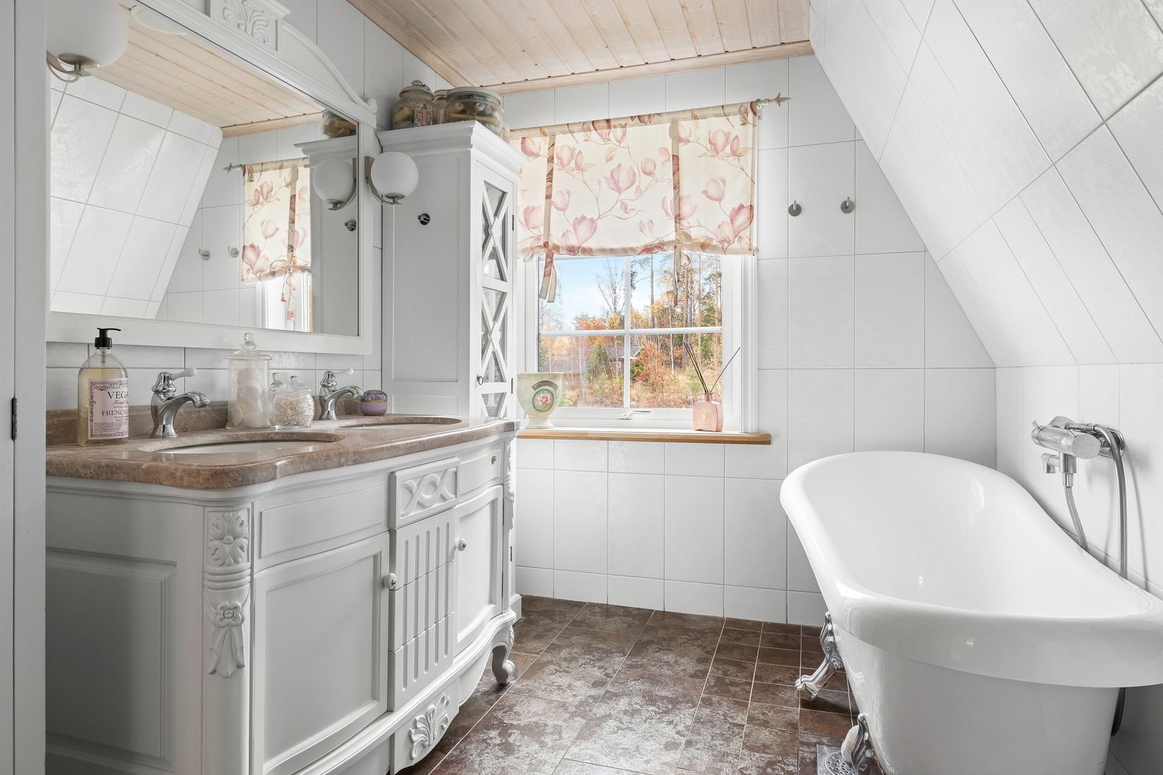 Villa, Tömvägen 32, Granby, Sigtuna