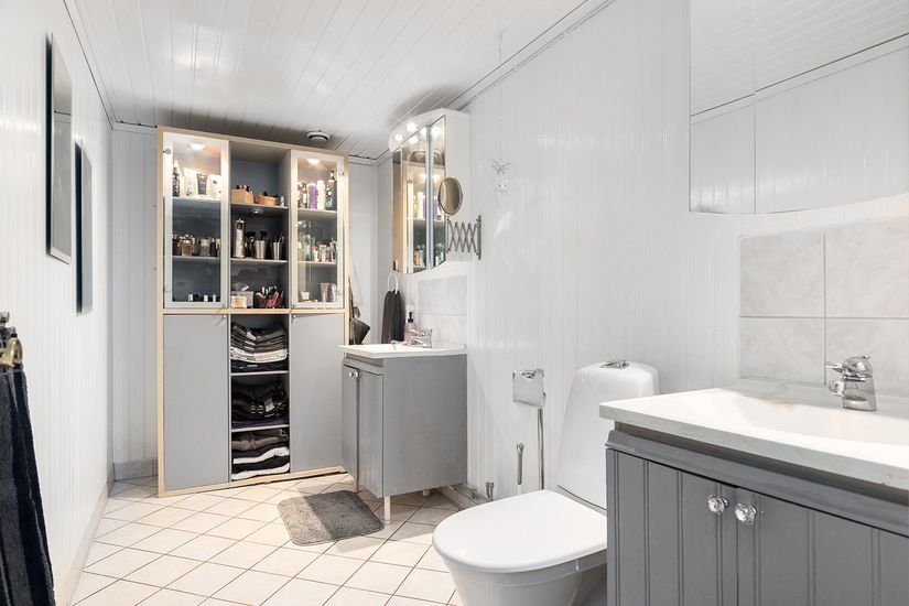 Villa, Östergårdsvägen 4, Ale