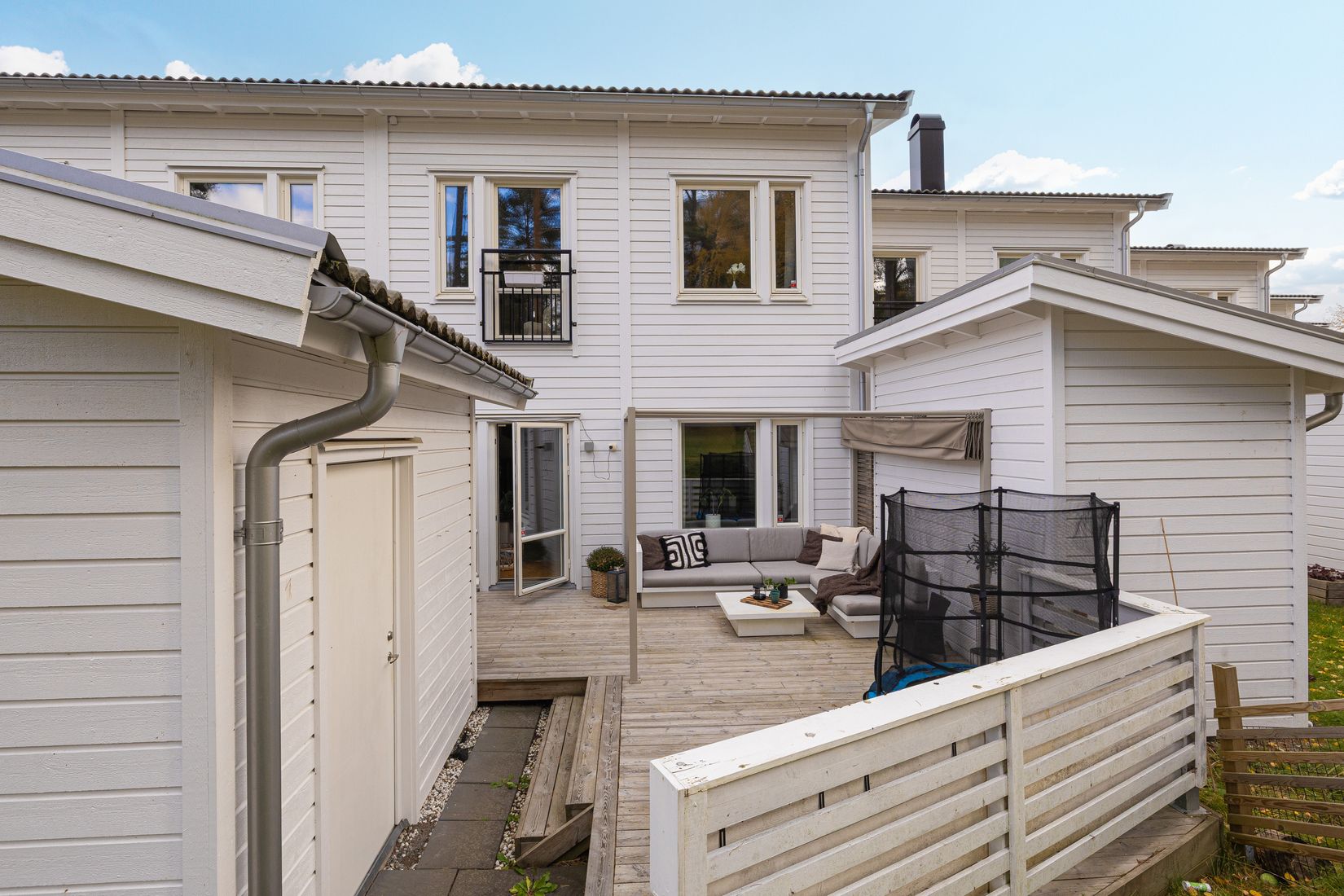 Radhus, Syster Annas väg 25, Brunnby Park, Upplands Väsby