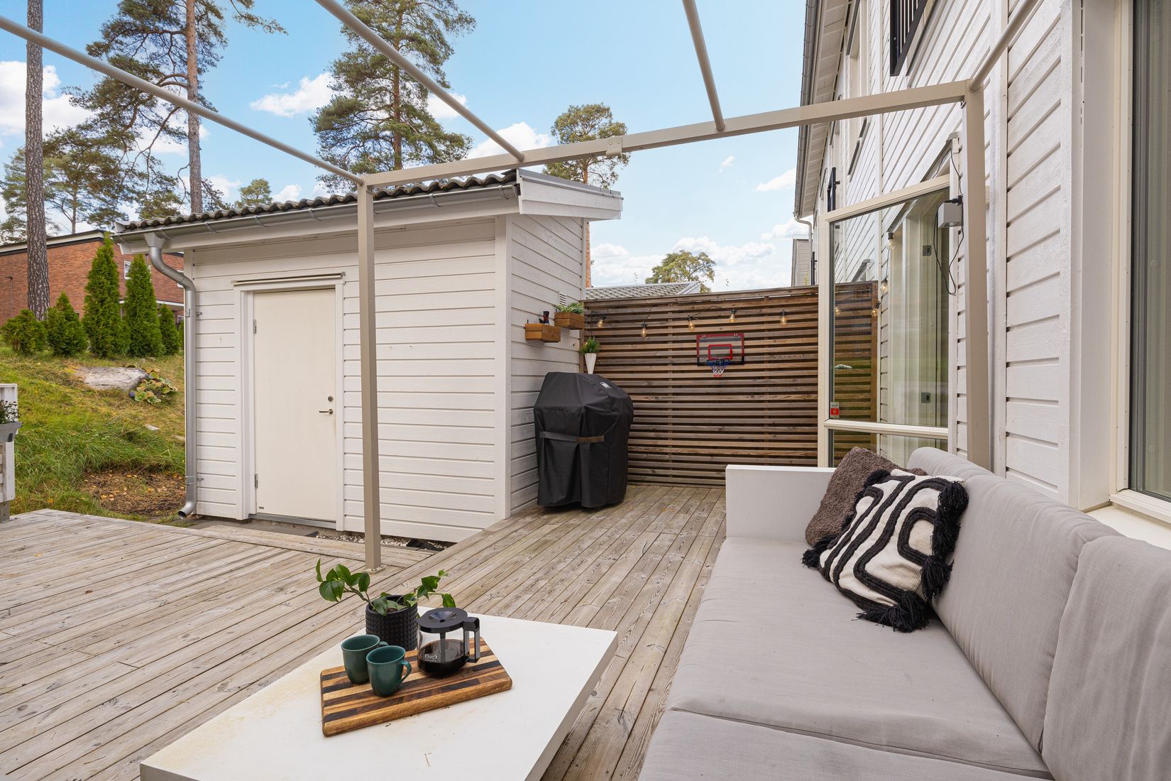 Radhus, Syster Annas väg 25, Brunnby Park, Upplands Väsby