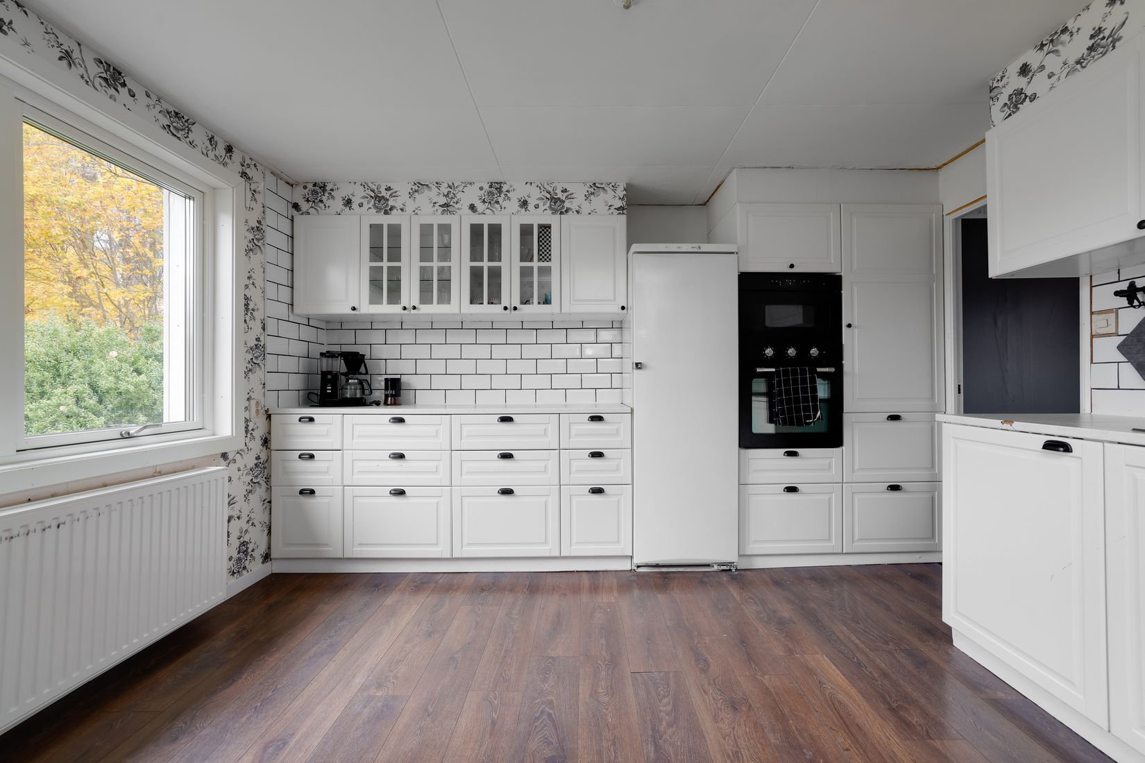 Villa, Skogsslingan 8, Asker, Örebro