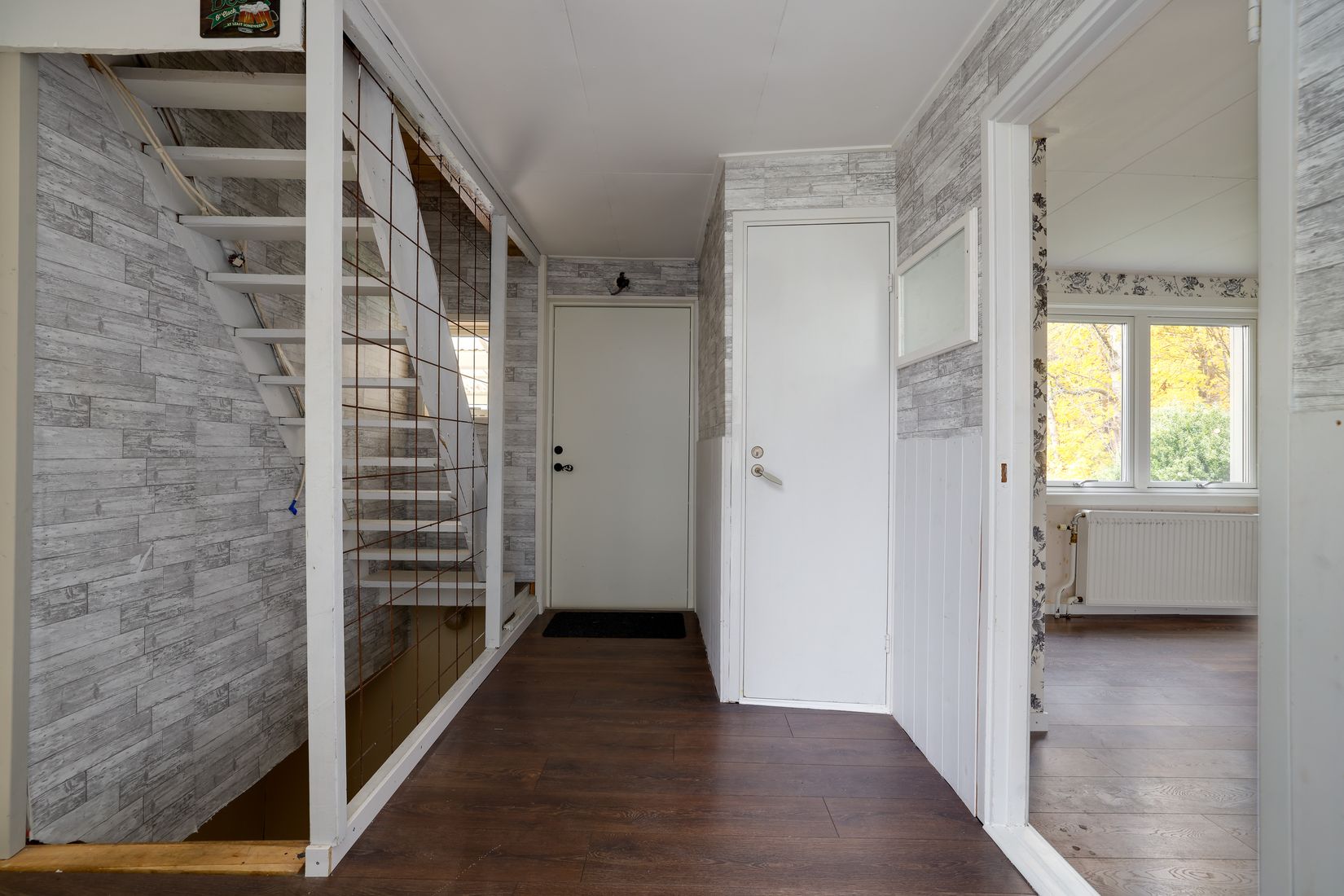 Villa, Skogsslingan 8, Asker, Örebro