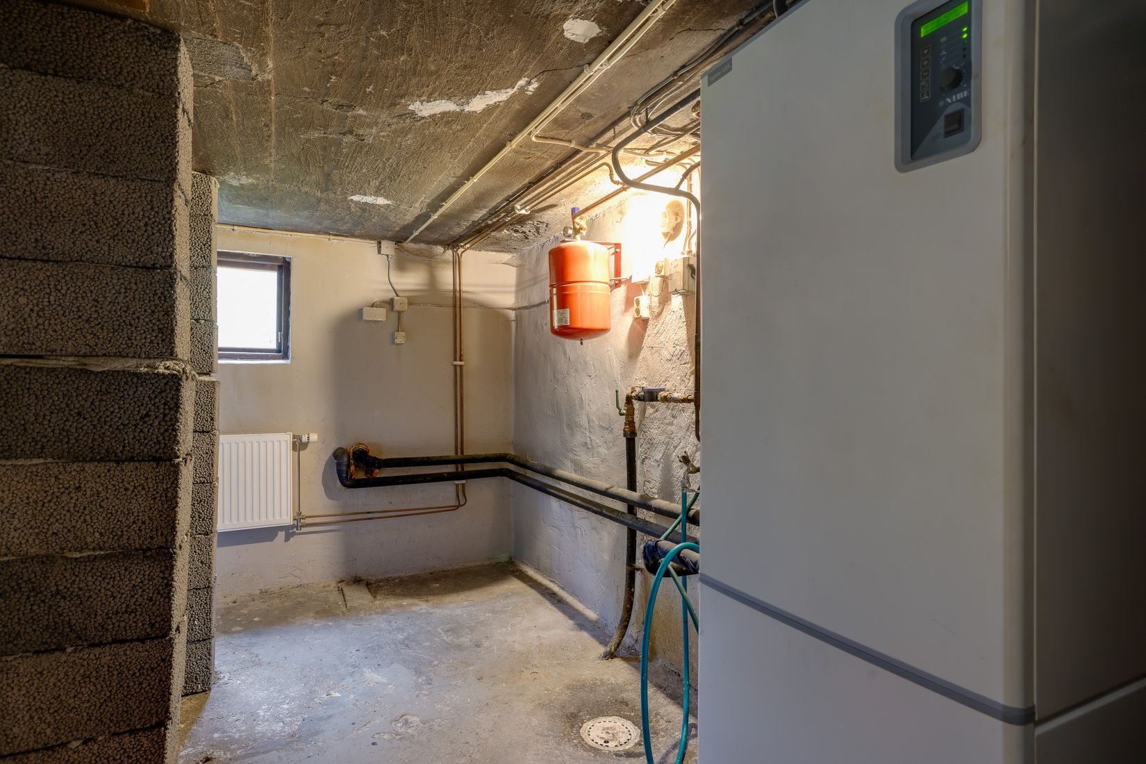 Villa, Skogsslingan 8, Asker, Örebro