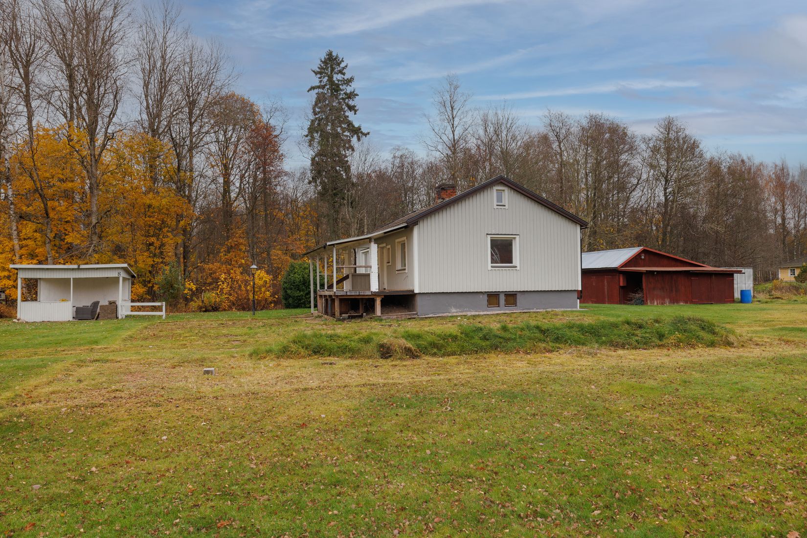 Villa, Skogsslingan 8, Asker, Örebro
