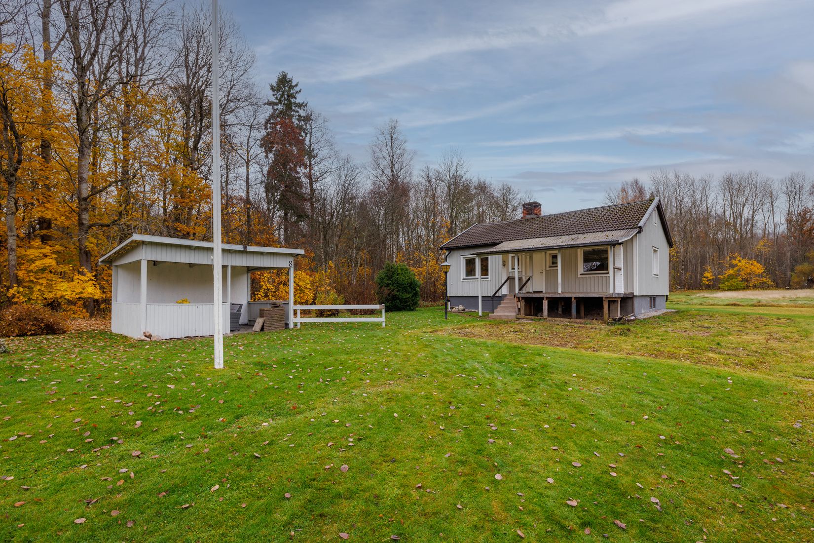 Villa, Skogsslingan 8, Asker, Örebro