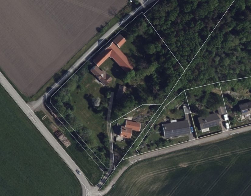 Gård/Skog, Unikt hem med 500 års historia i Vallda – första gången på sekler som bostaden byter ägare!, Kungsbacka