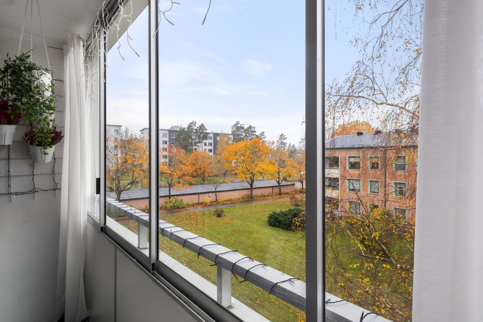 Bostadsrätt, Njupkärrsvägen 48, Tyresö Centrum, Tyresö