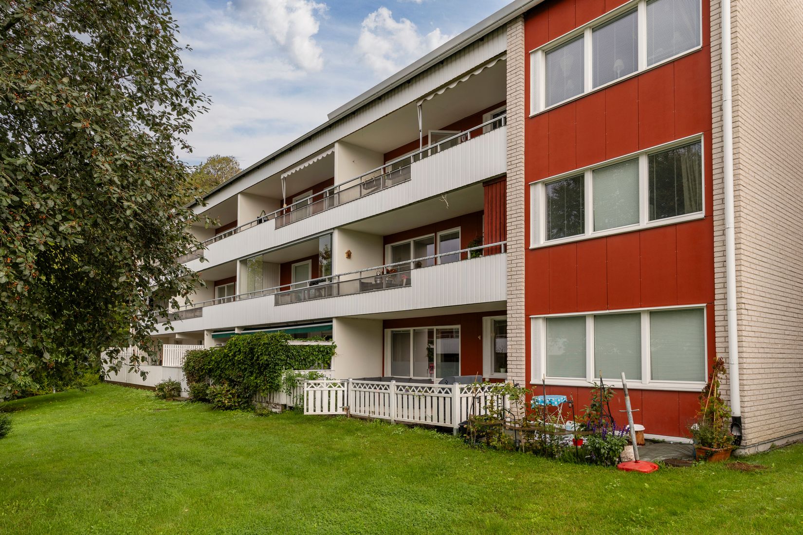 Bostadsrätt, Lomvägen 43, Sjöberg, Sollentuna