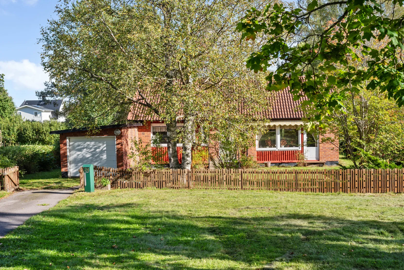 Villa, Ledungsvägen 24, Täby Kyrkby, Täby